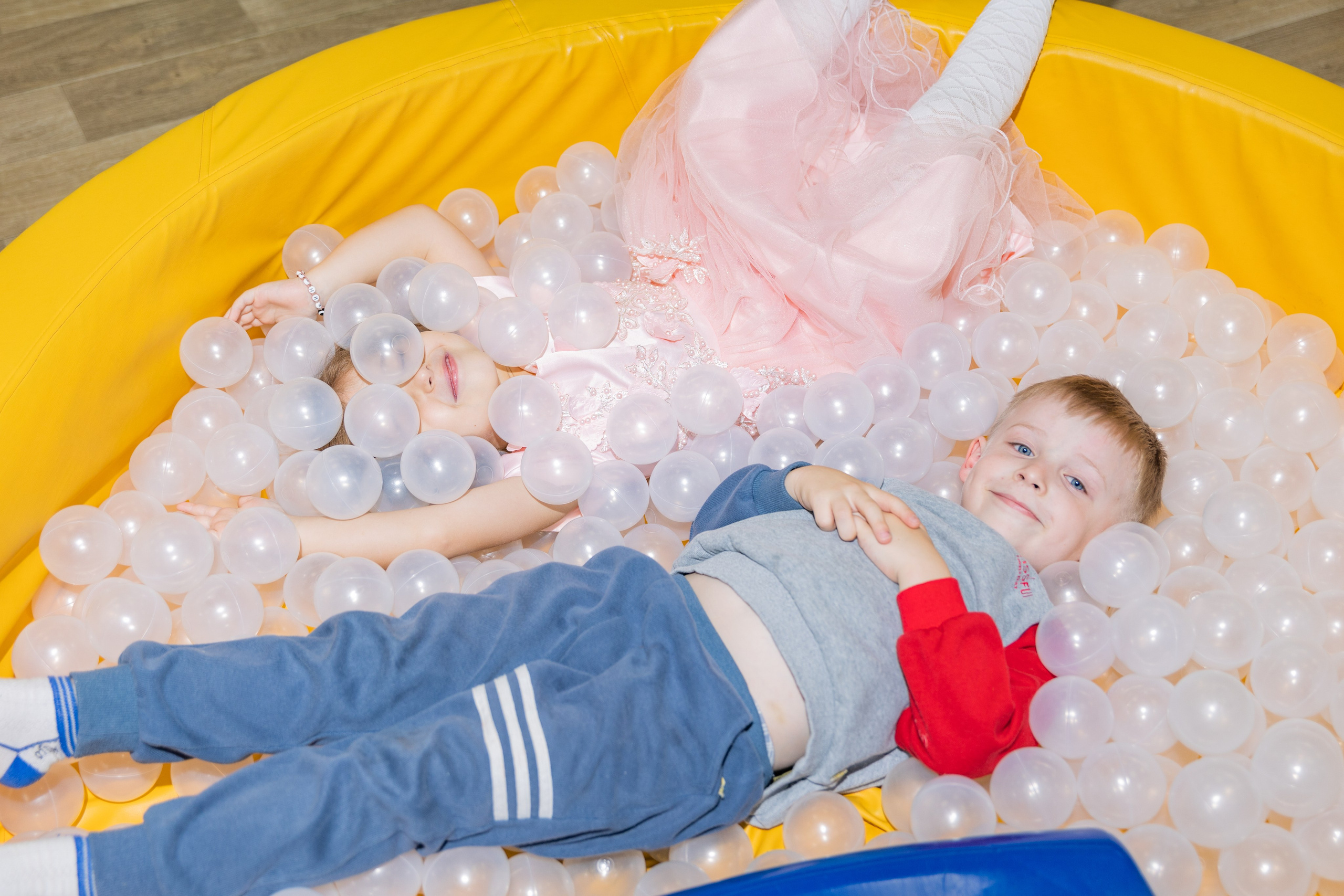 День Рождение Есении в Rabbit Holl. Выпускные альбомы во Владивостоке