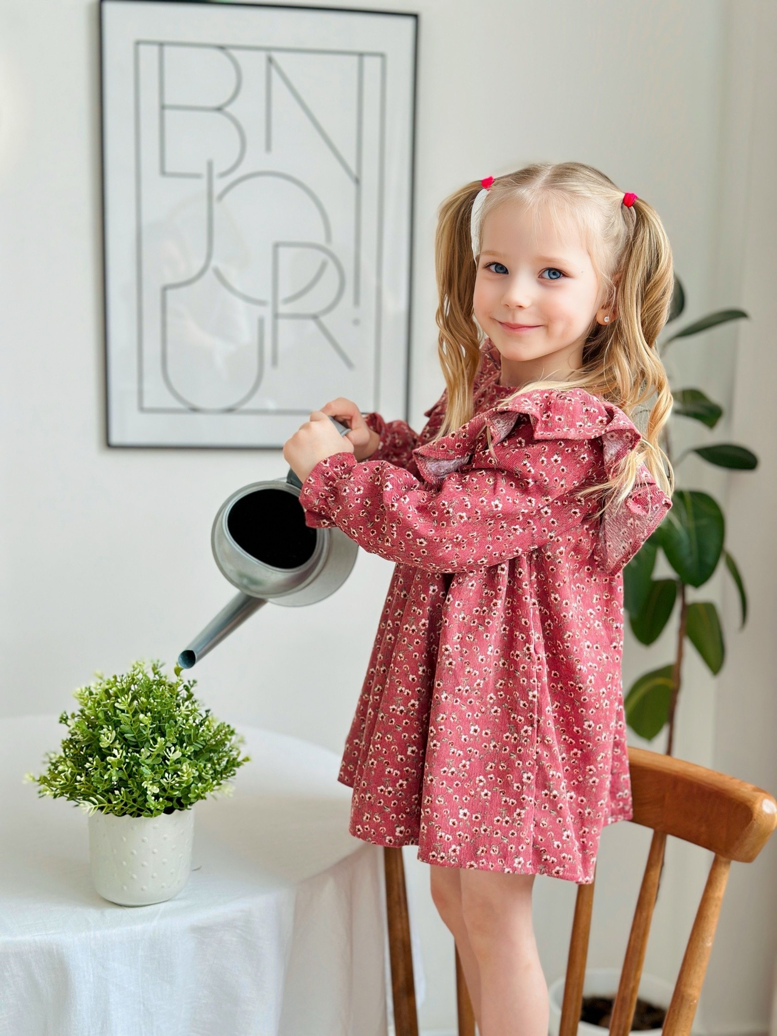 Девочки. Съёмка одежды для маркетплейсов и брендов Morozova Production