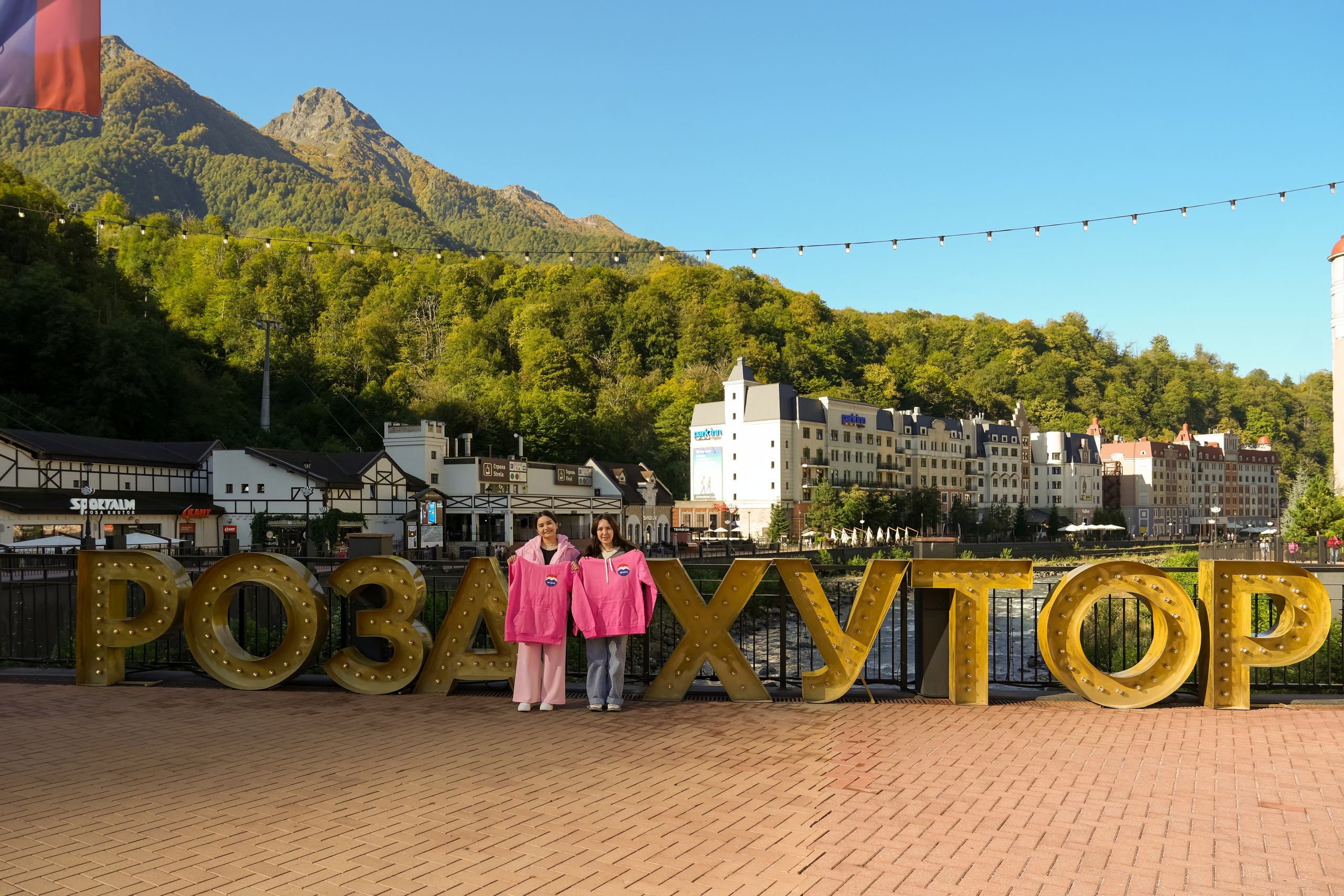 ChinaRosaFest 2024. Репортажный фотограф в Красной Поляне и Сочи Павлюченко Екатерина