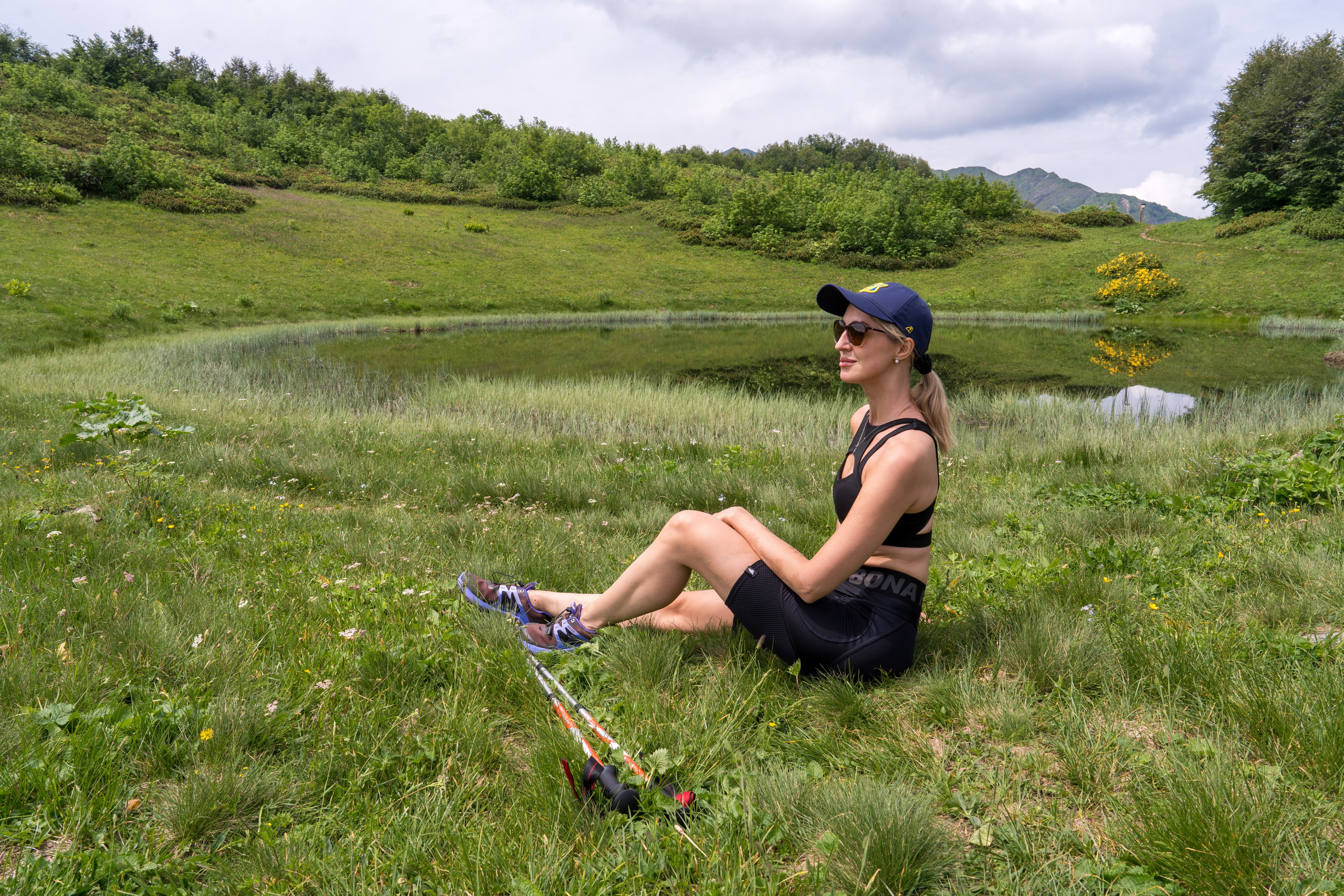 MICE мероприятие для компании «Доставка морем»: хайкинг к Ачипсинским водопадам. Репортажный фотограф в Красной Поляне и Сочи Павлюченко Екатерина