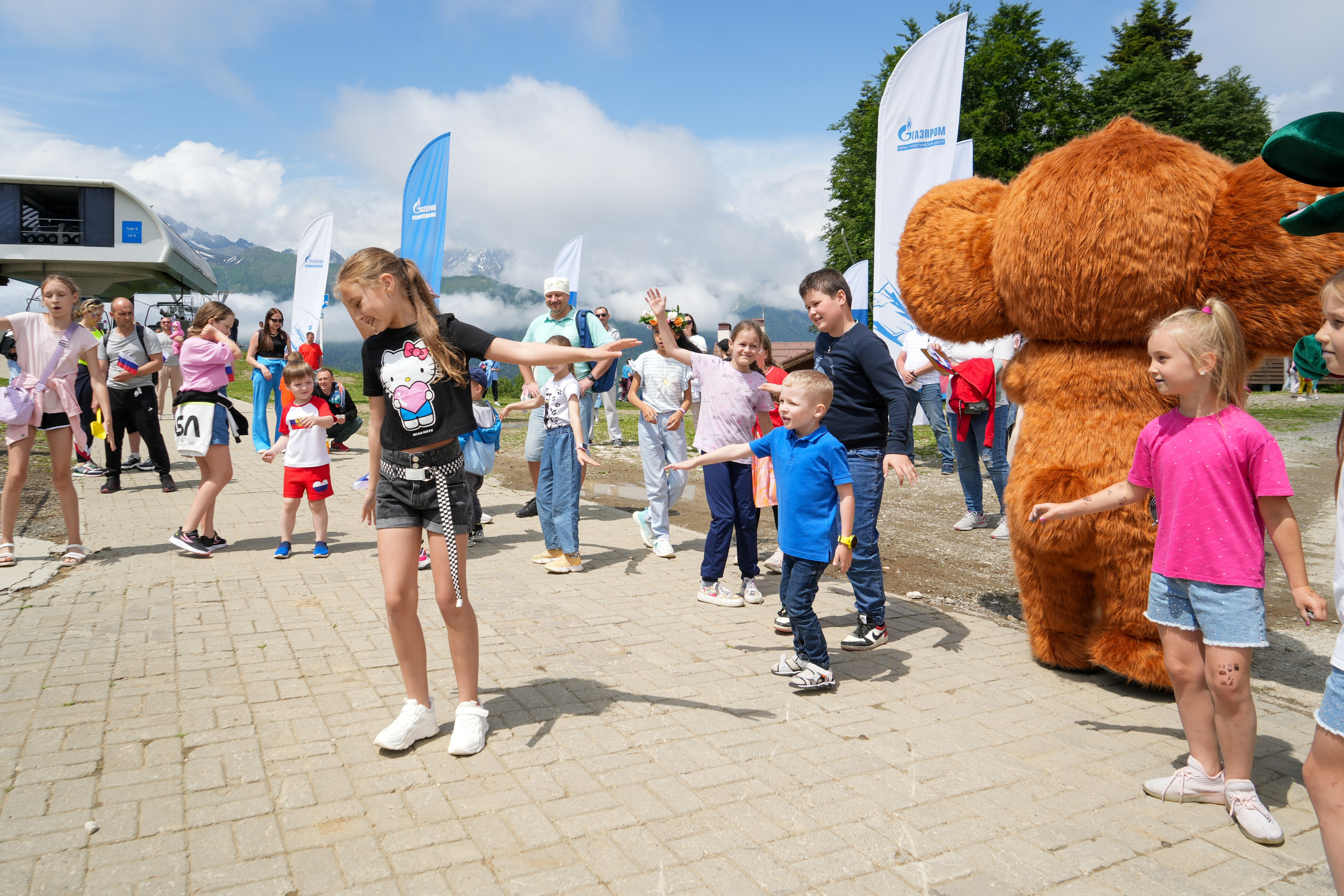 День России на курорте Газпром 2023. Репортажный фотограф в Красной Поляне и Сочи Павлюченко Екатерина
