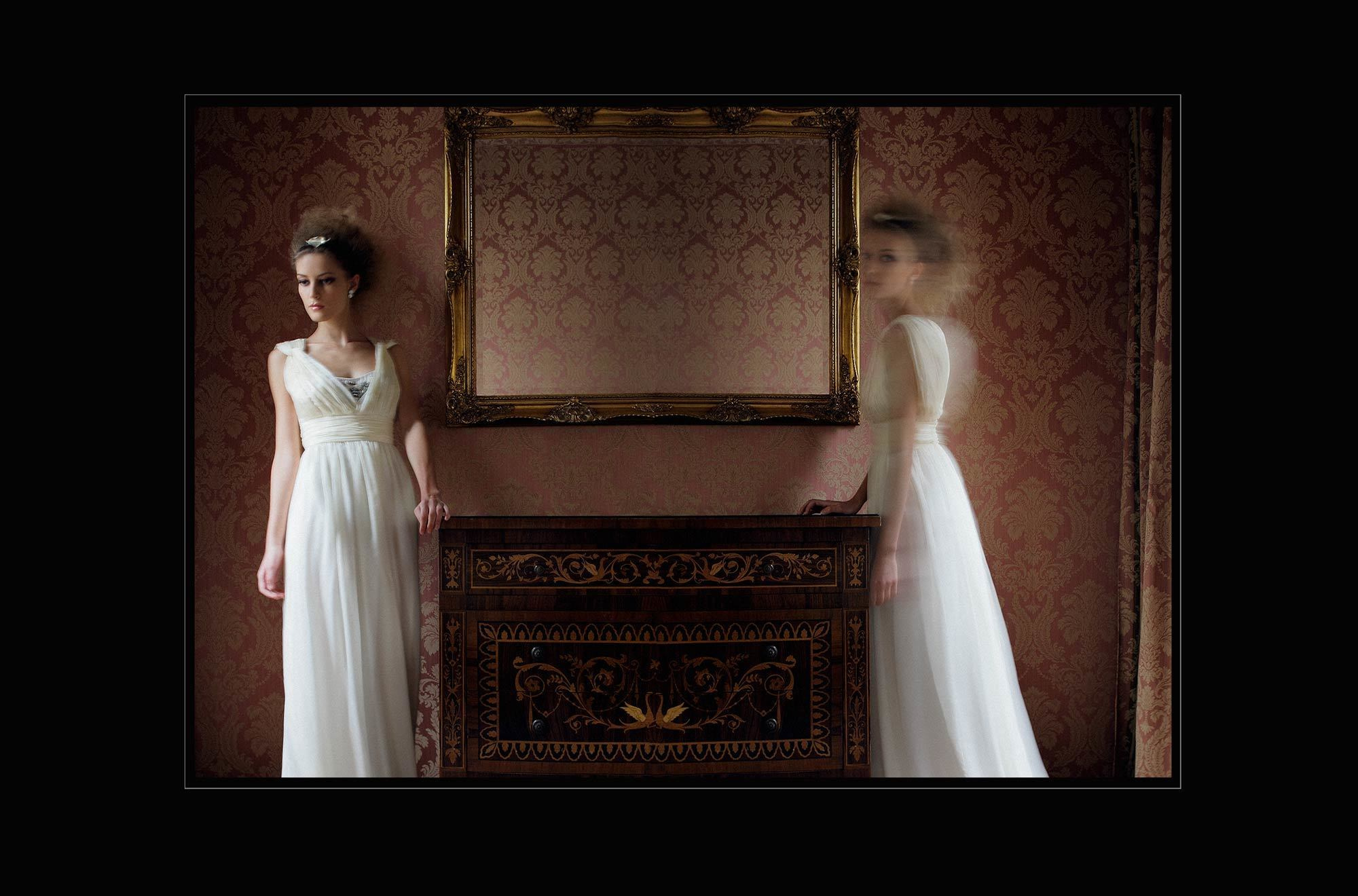 арт фотосъемка, зеркальный образ, арт анаморфоз