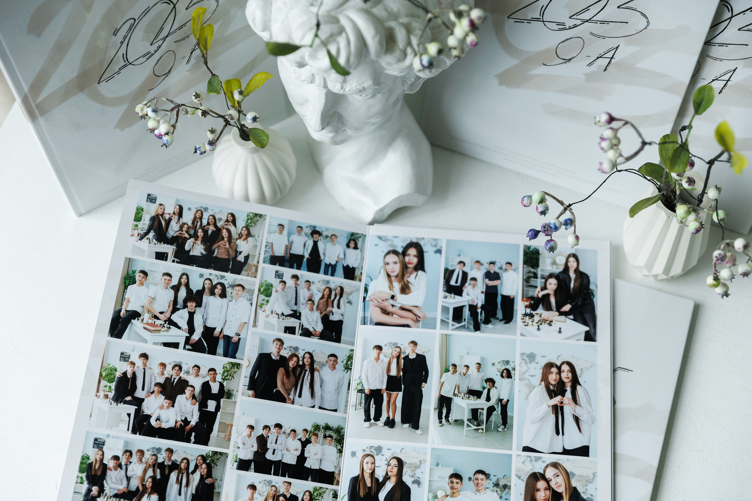 Выпускникам 9 класса Дубинина 2025. ВЫПУСКНЫЕ АЛЬБОМЫ | РОВЕСНИК | КЕРЧЬ