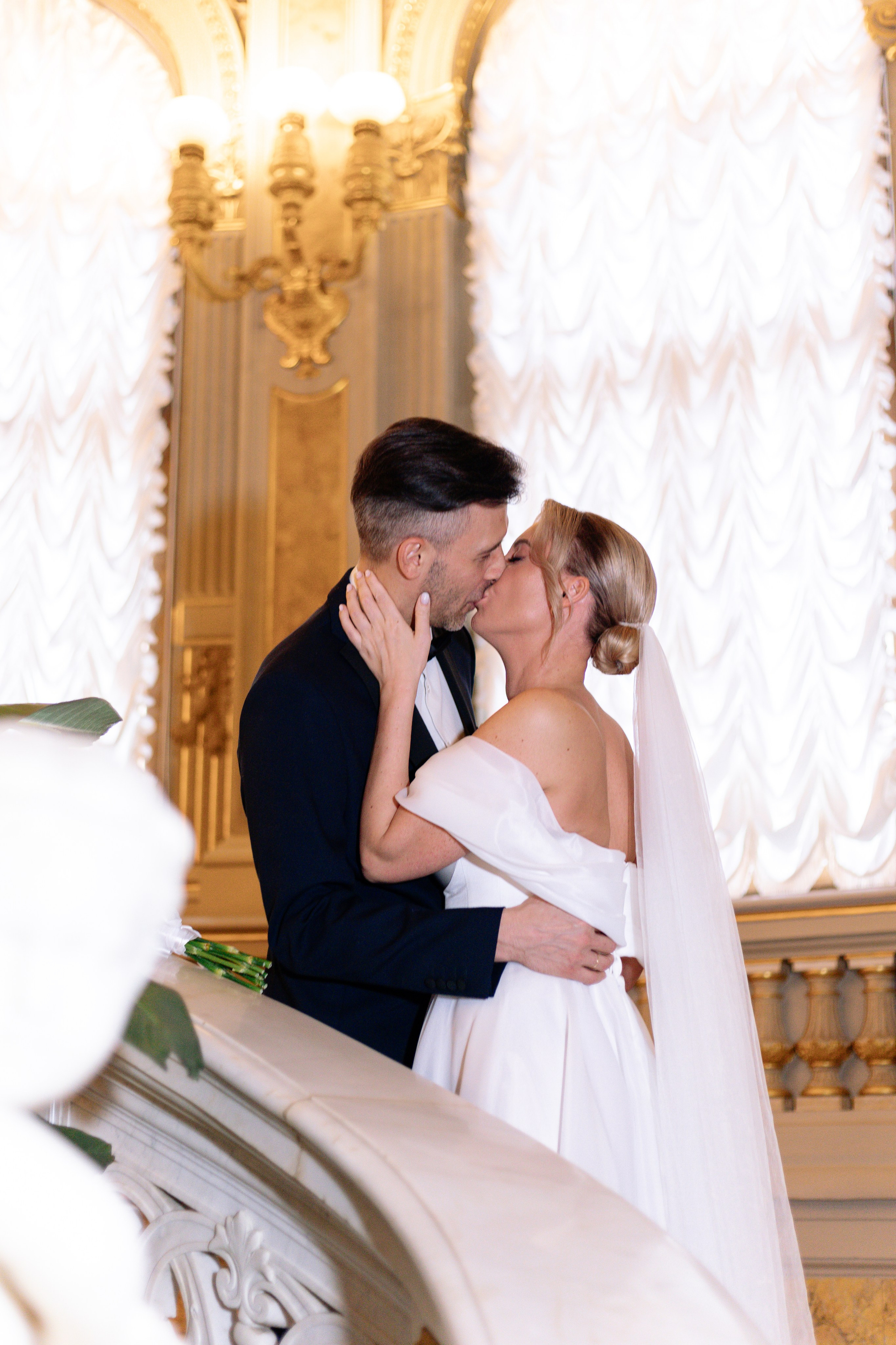 Дом ученых свадебная фотосессия— заказать в Спб