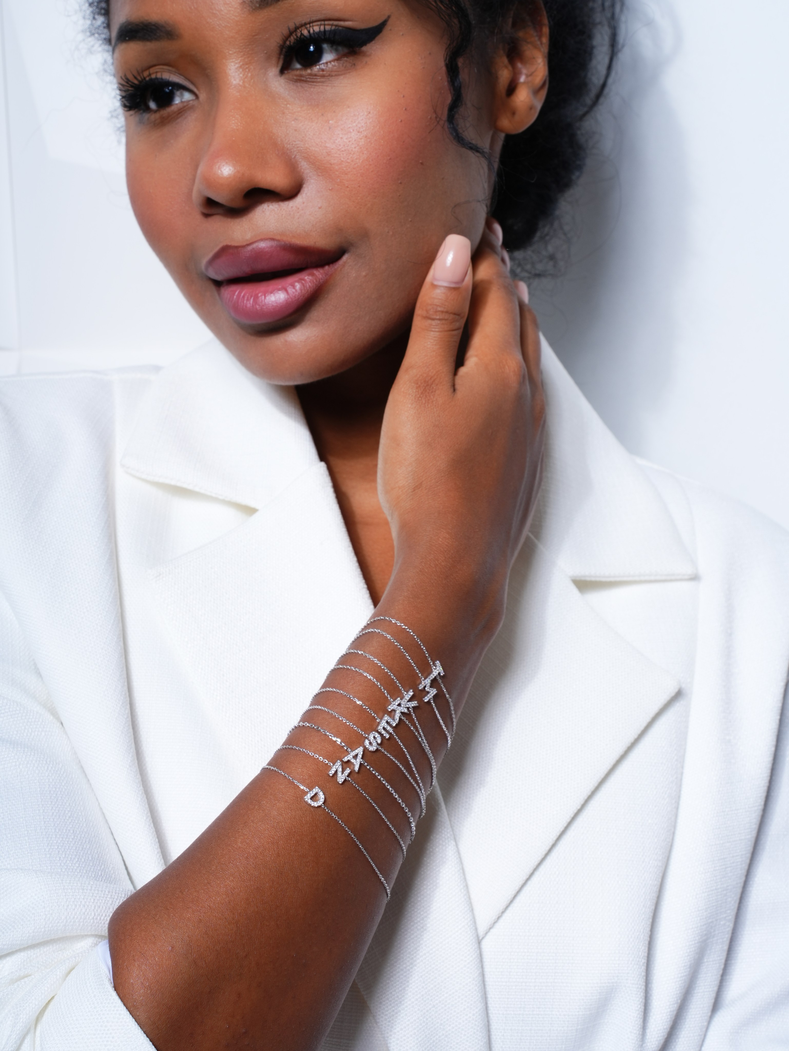 Ювелирная съемка для маркетплейсов. ТМ Продакшн — Съемка для маркетплейсов в Москве