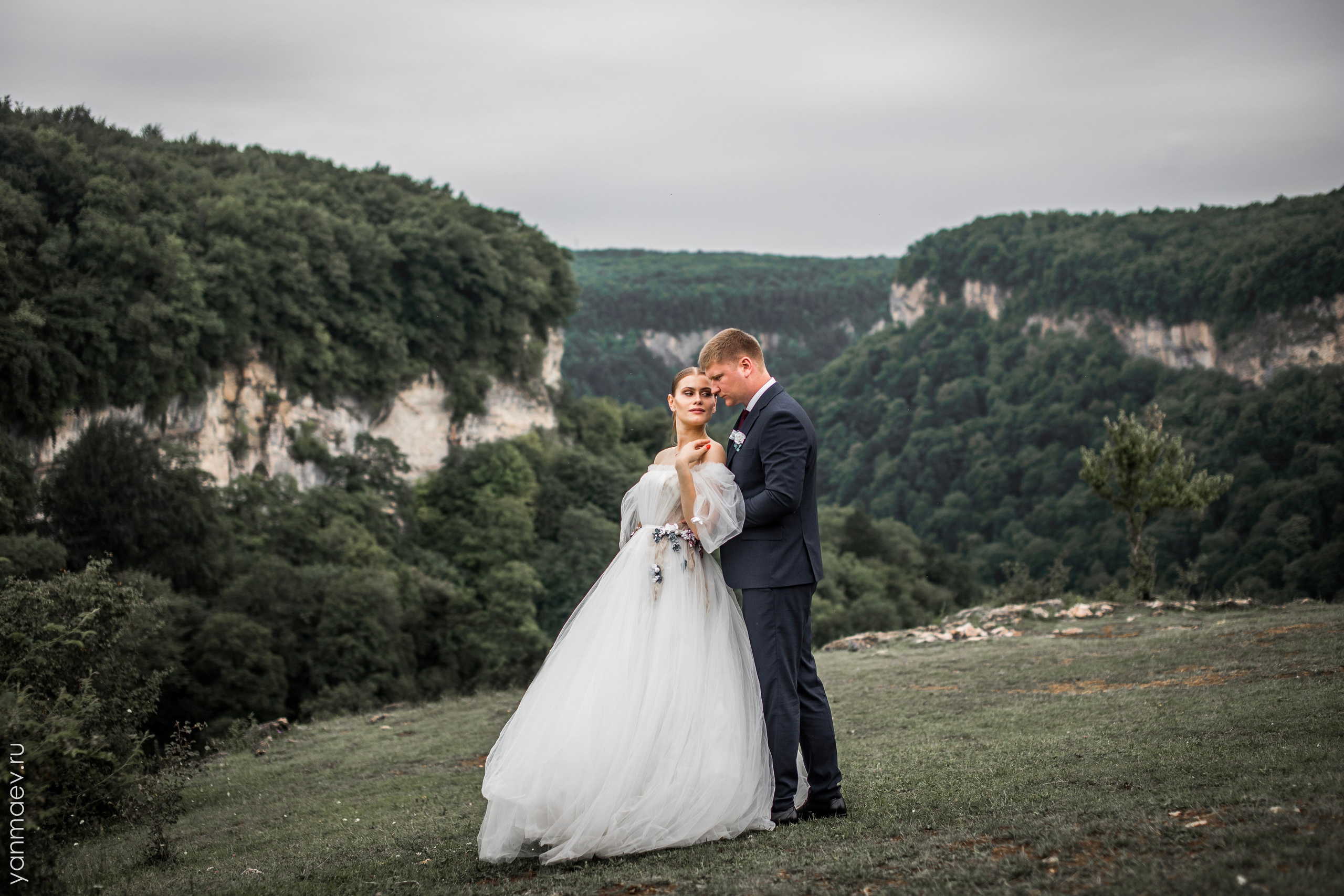 Свадебное портфолио фотографа. Свадебная, репортажная и бизнес съёмка в Ростове-на-Дону