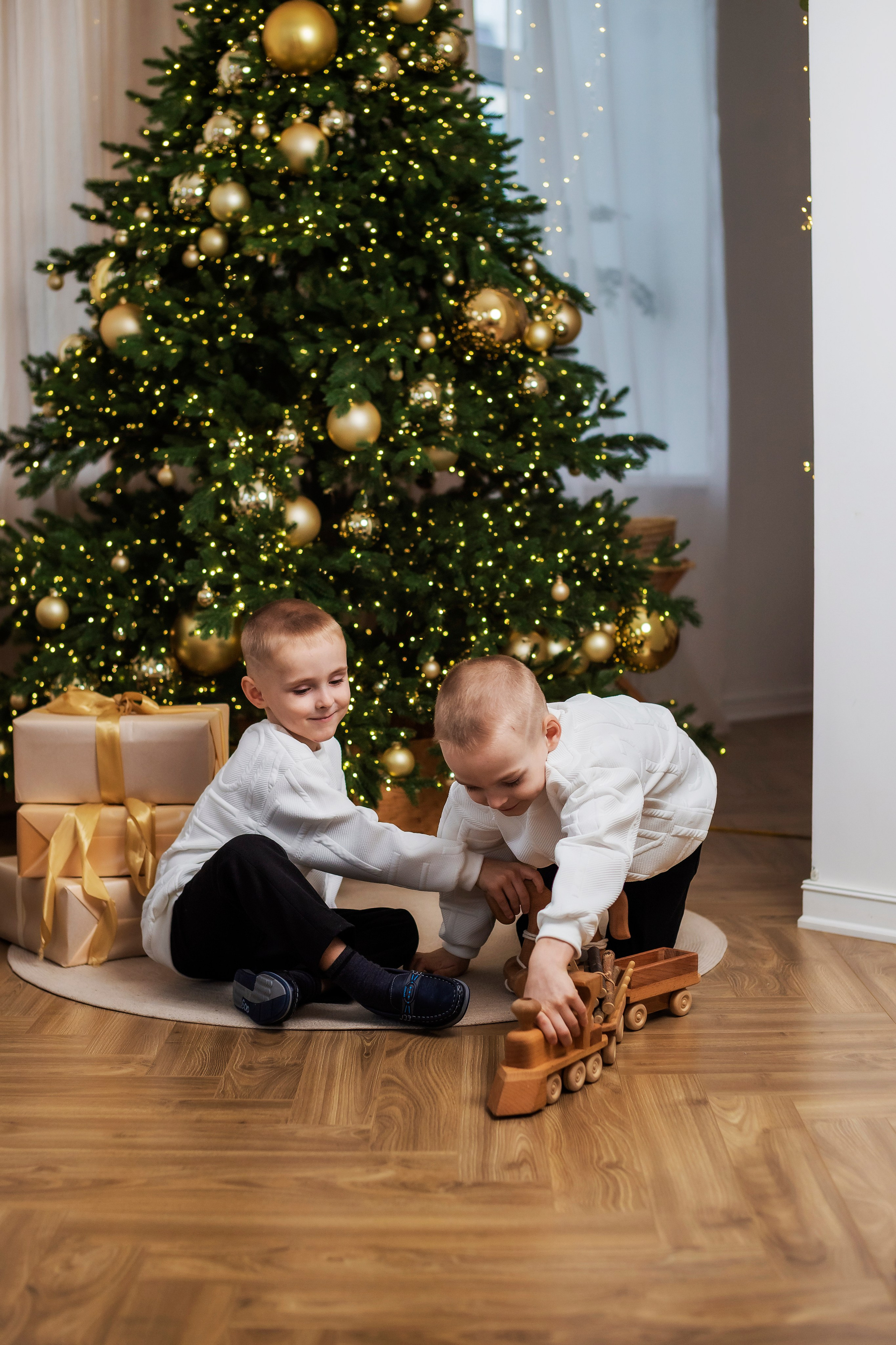 Фотостудия ЛИОН. Семейный фотограф в Саратове