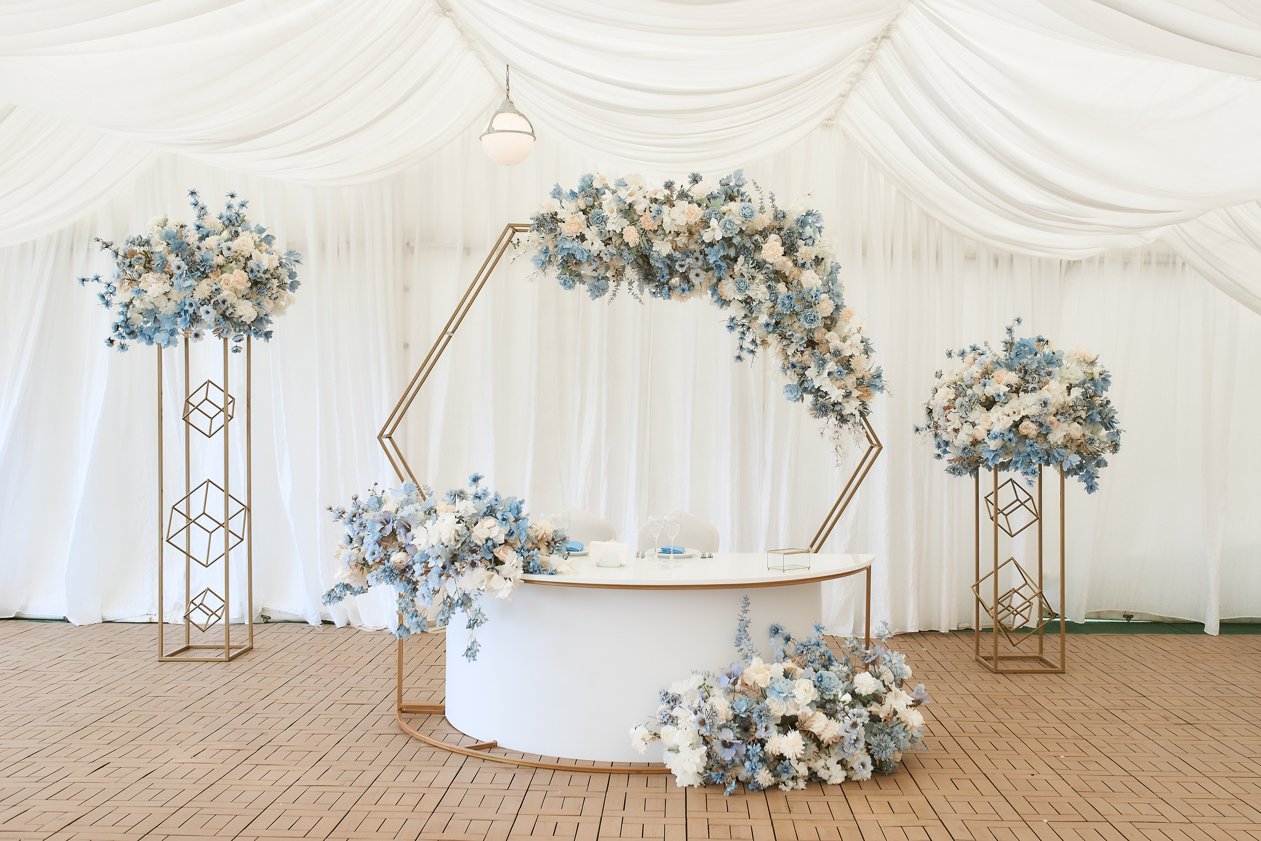 Александр и Анастасия. Организация мероприятий в Екатеринбурге BORDO