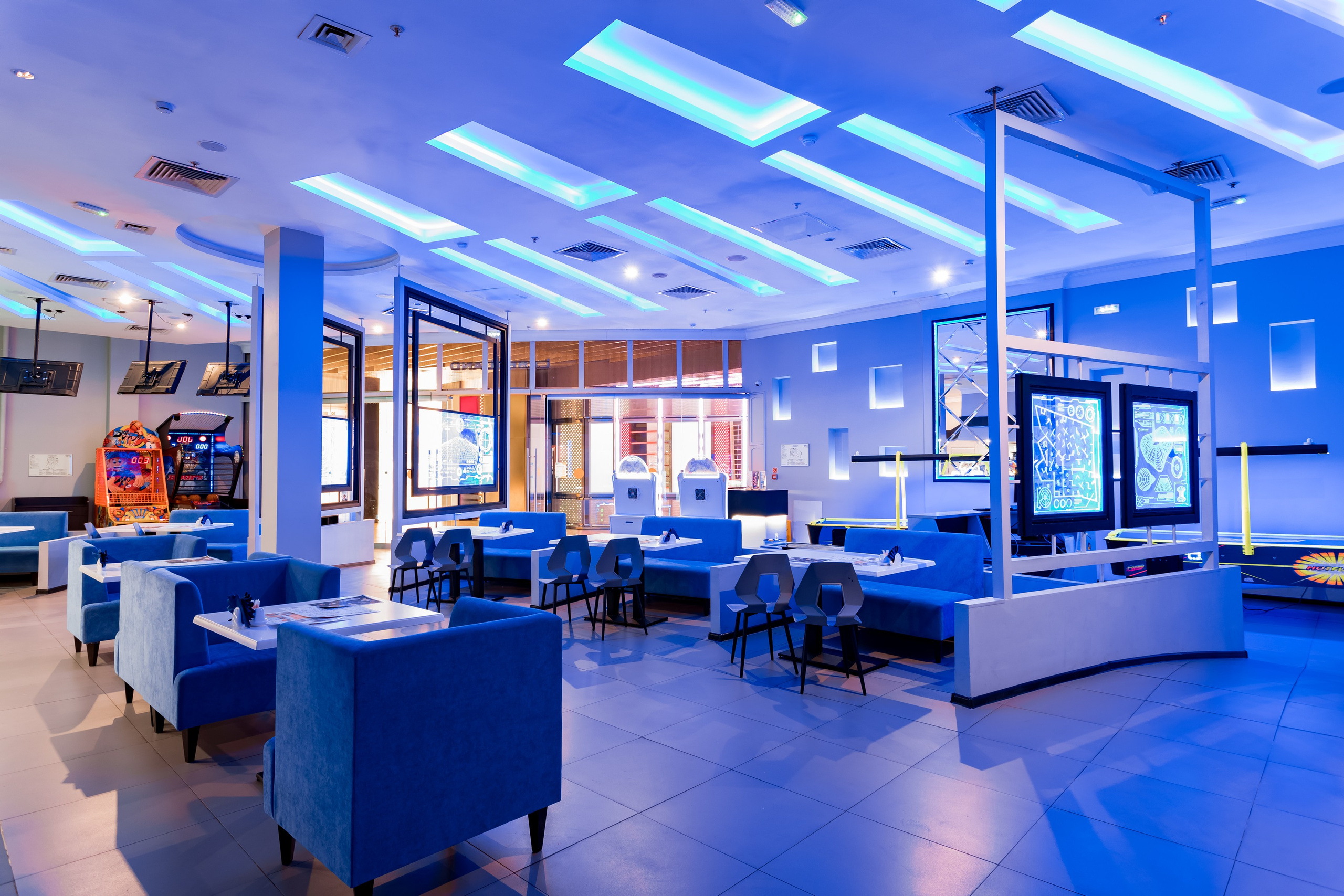 Фотосъемка для развлекательного центра LaserLand в ТРК VEGAS Каширское. Интерьеры, Контент, Портреты | Фотограф в Москве Дани Терно