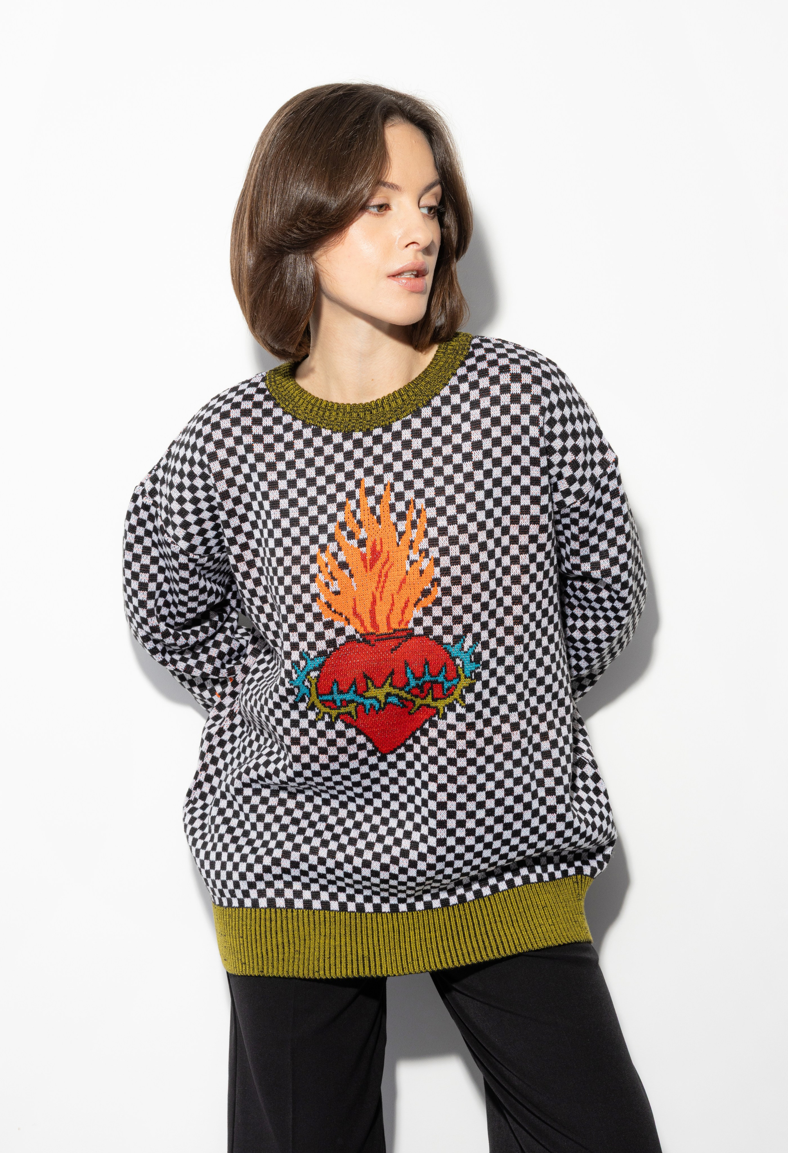 Кейс: Фотосъемка свитеров «Behind the scenes» для Lamoda в СПб