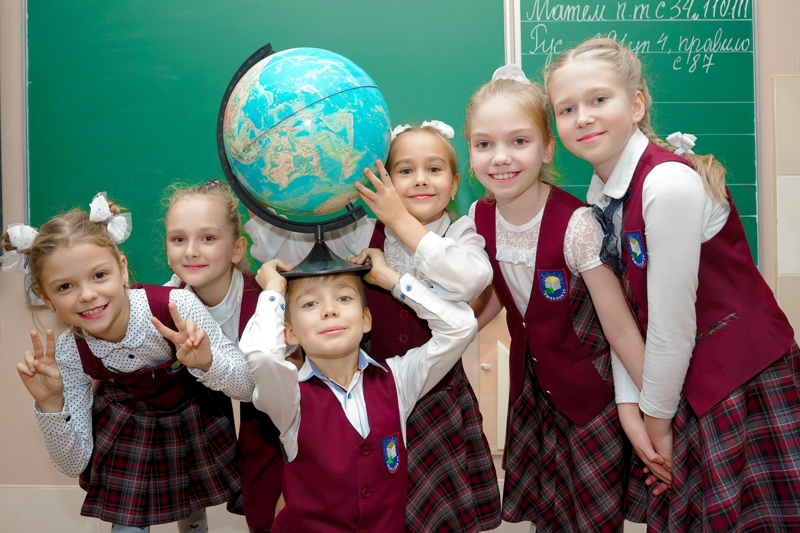 Пример школьных фото из альбомов. Фотограф, видеооператор Нина Коршунова