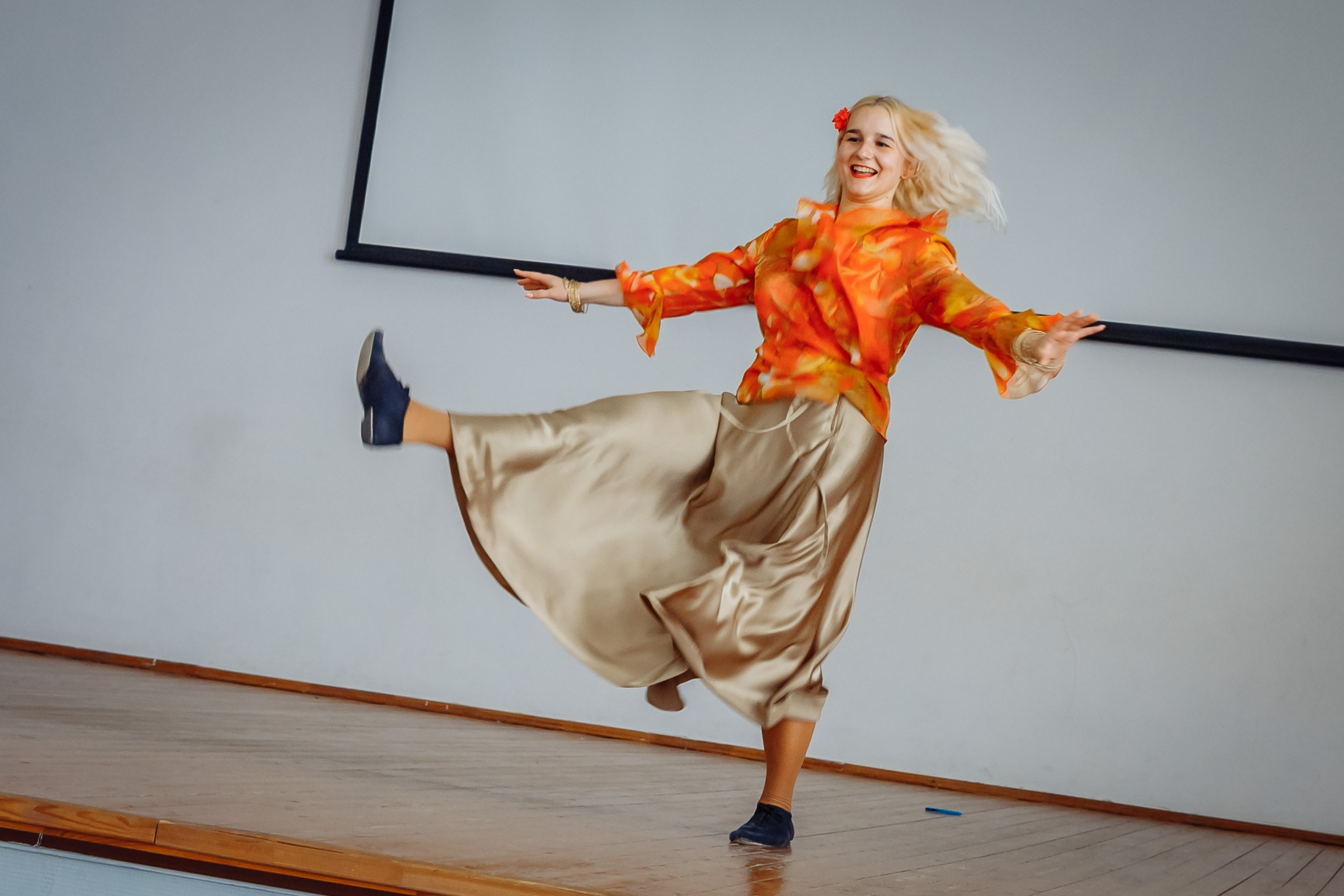 Фото выпуск 11 класс. Свадебный фотограф Марина Суворова и видеооператор Олег Петров