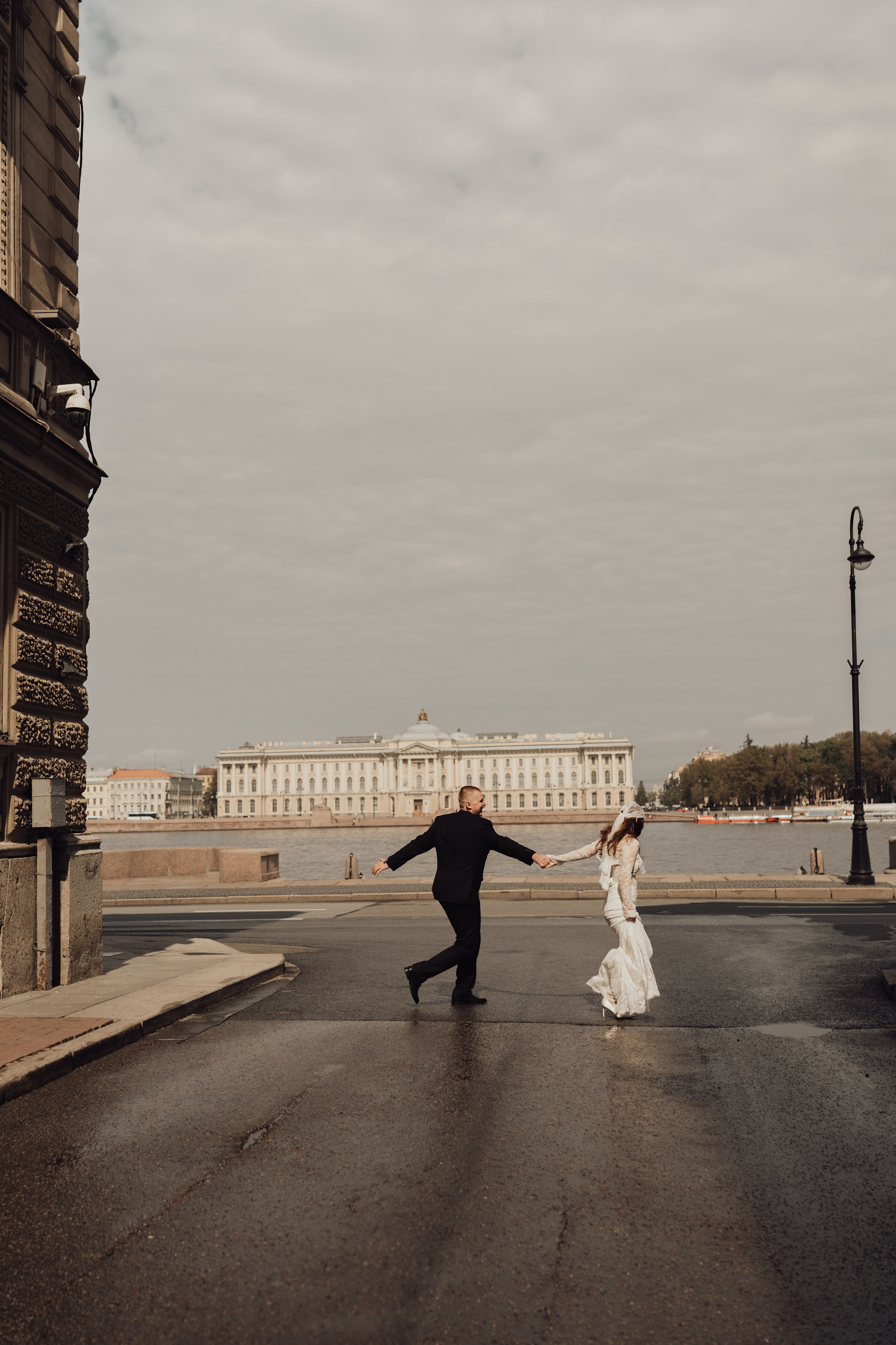 Максим и Валерия. Hmliber — фотограф и контент-креатор из Петербурга