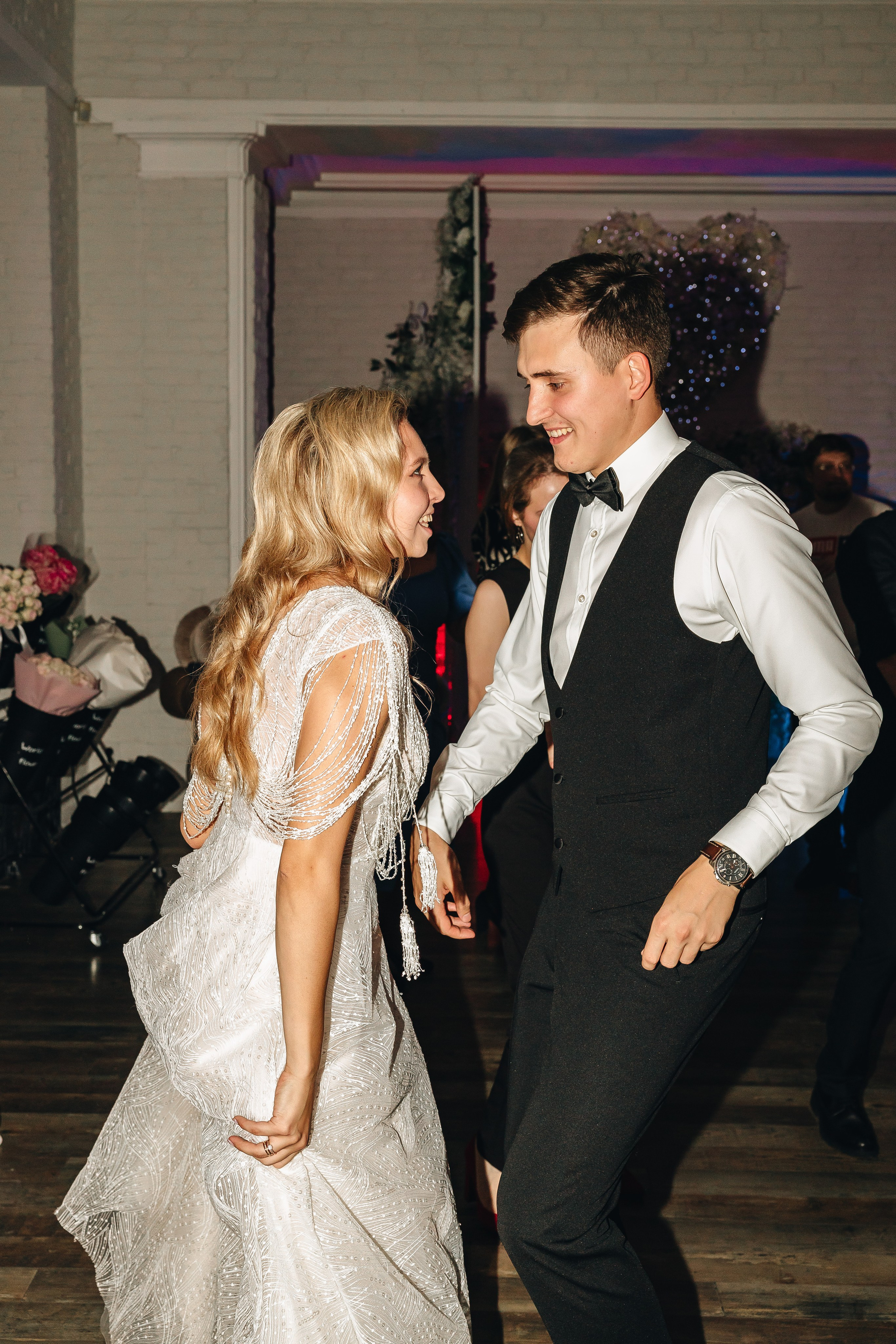 Роман и Александра. Свадебный фотограф и видеограф — Сергей и Дарья