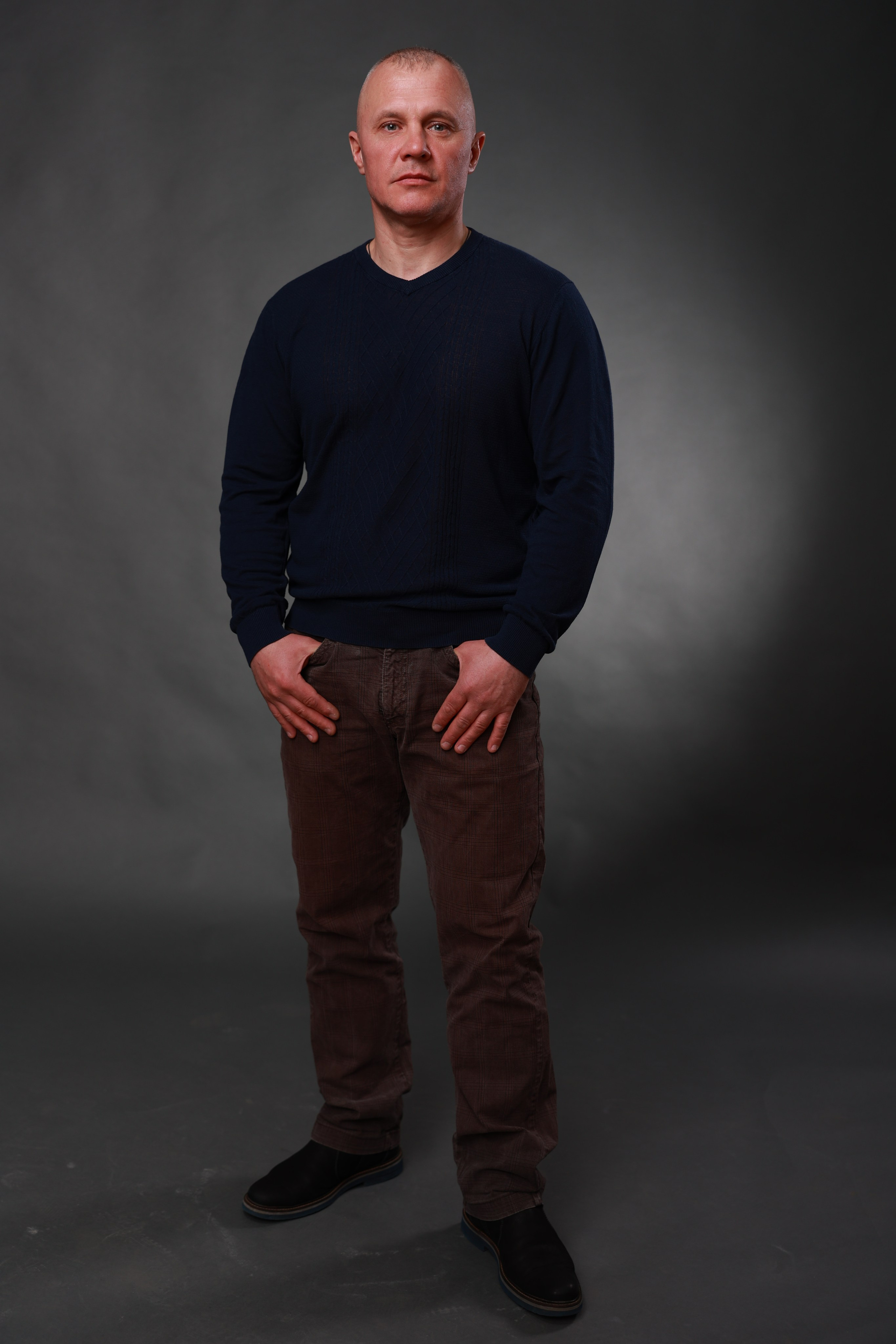 Студийная съёмка. Денис Волк актёр / модель