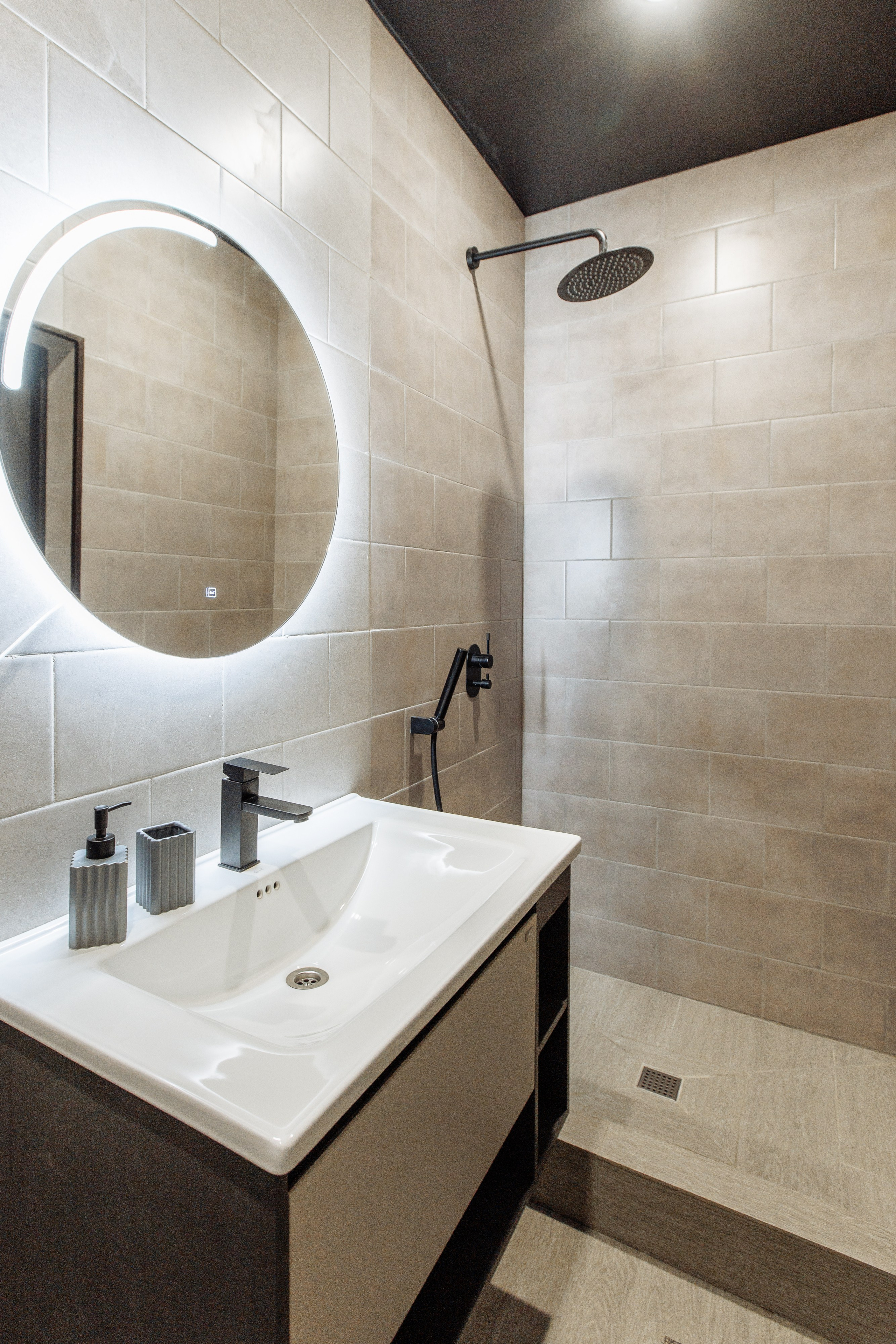 MARNERO. Семейный фотограф на крещение и венчание