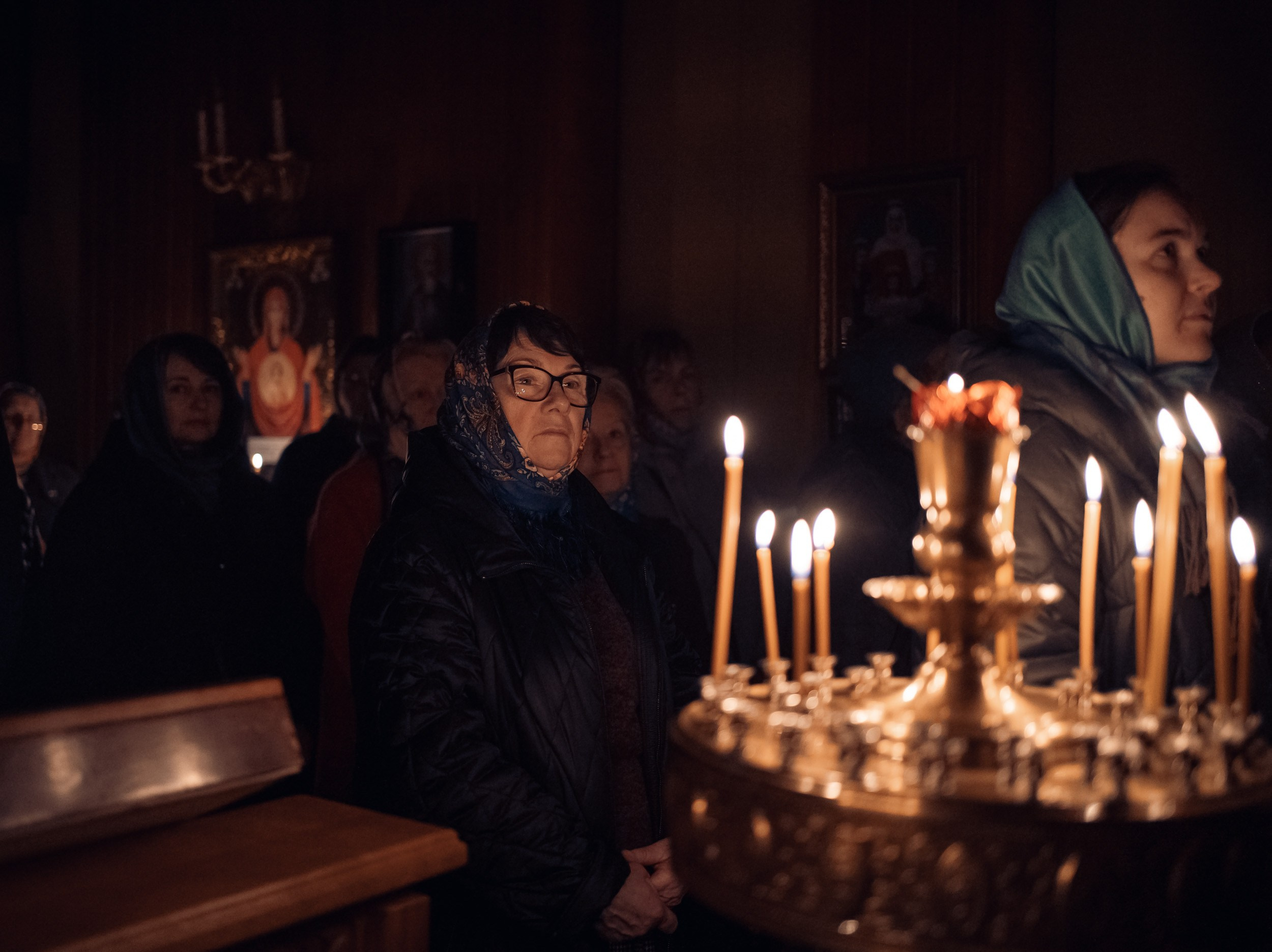 Ночная Божественная Литургия в день памяти Свт.Спиридона Тримифунтского, Севастополь. Церковный фотограф Севастополь