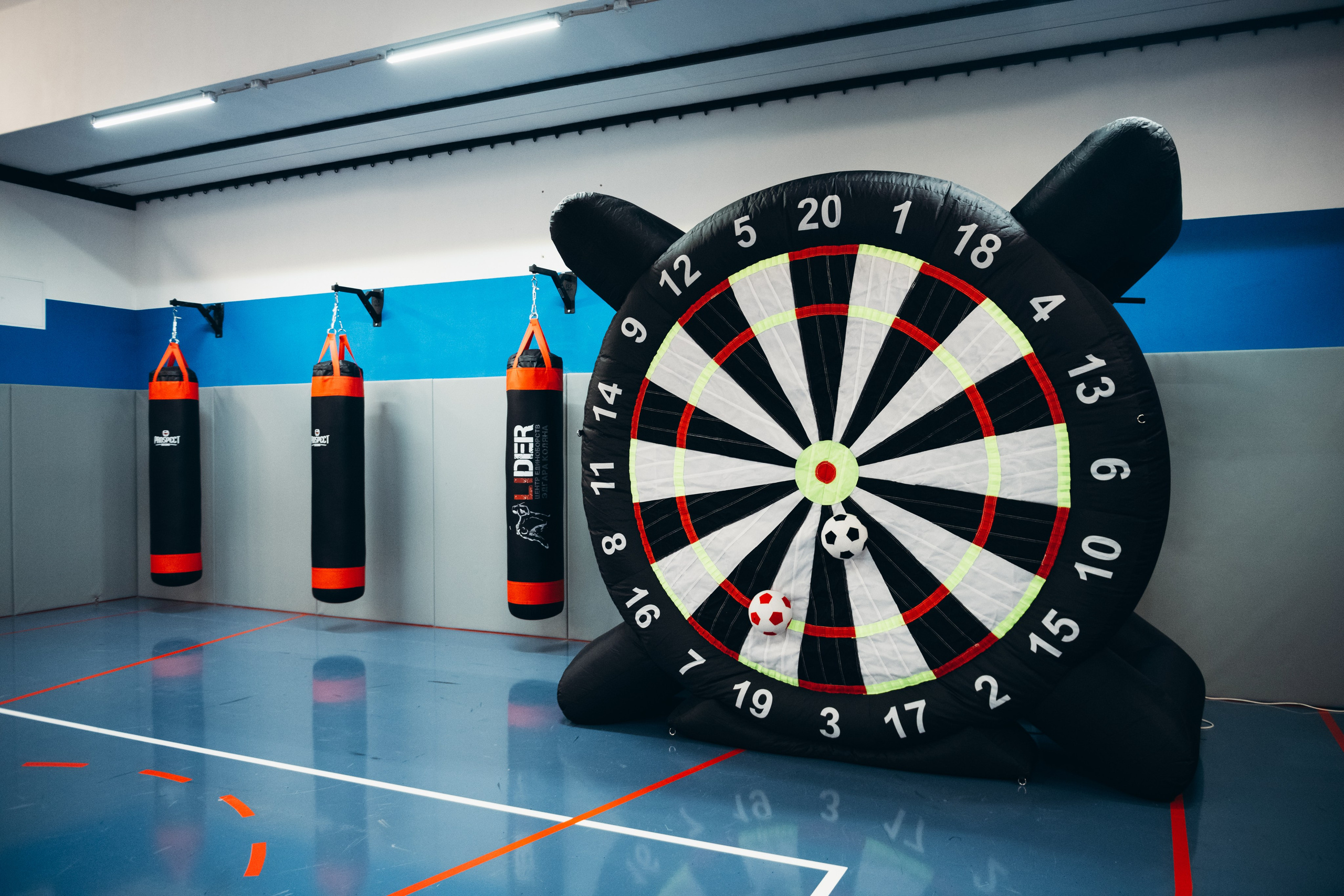 Турнир по футбольному фристайлу, панне и теннисболу