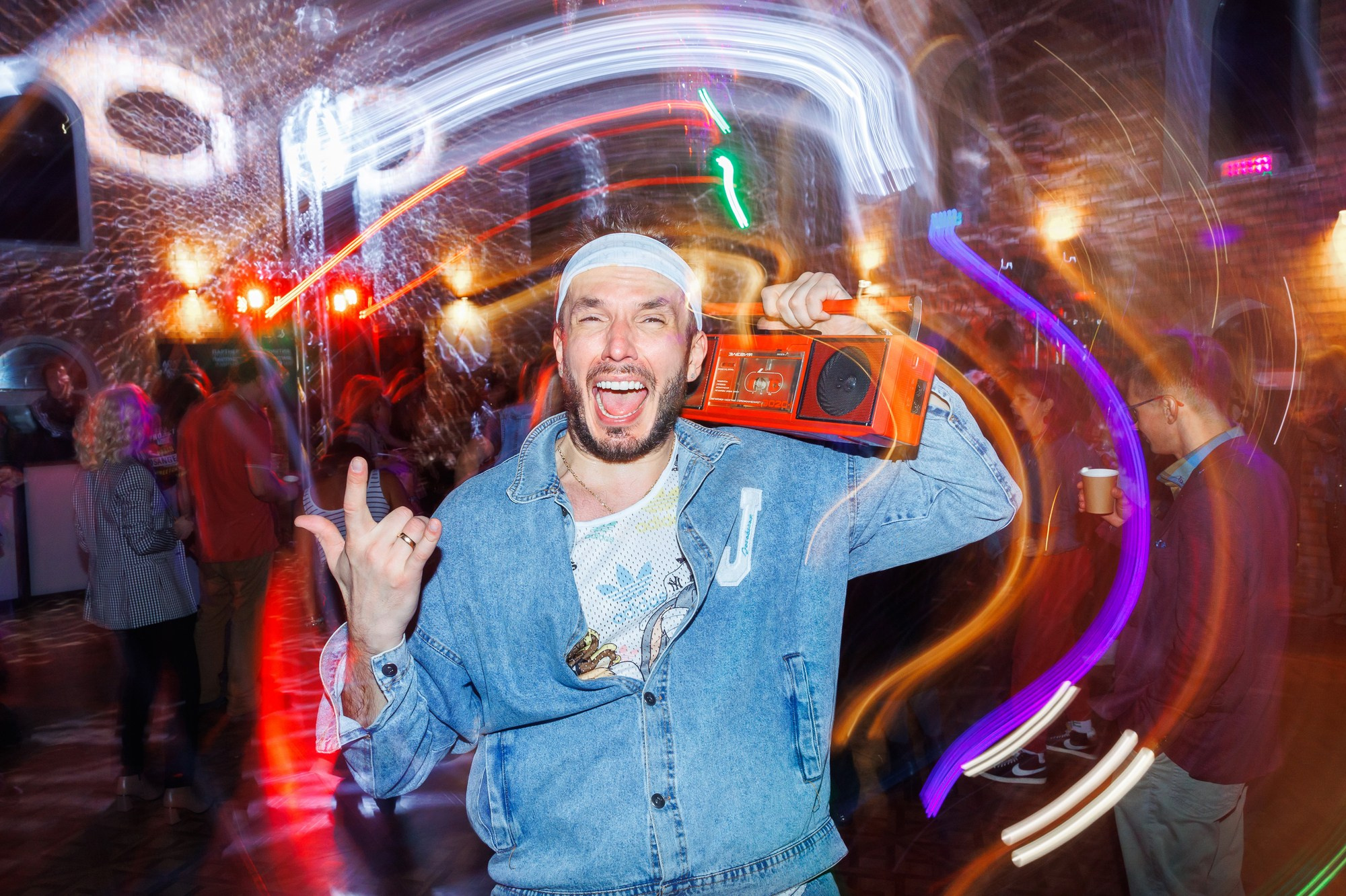 Вечеринка в стиле 90-х. Свадебный фотограф в Нижнем Новгороде и Москве Сергей Воробьев