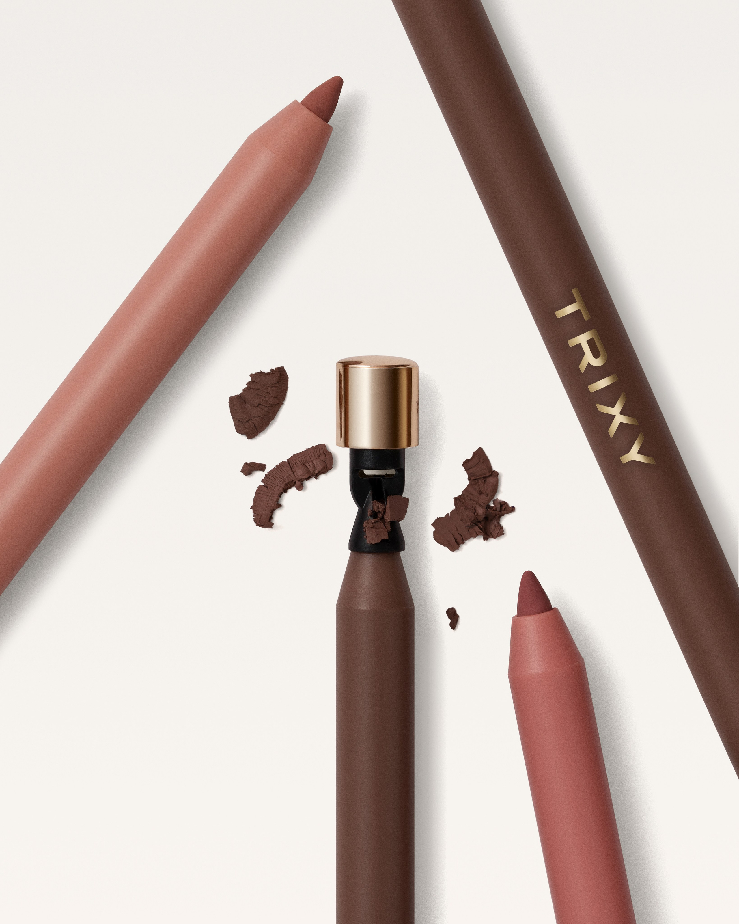 Съемка карандашей для губ