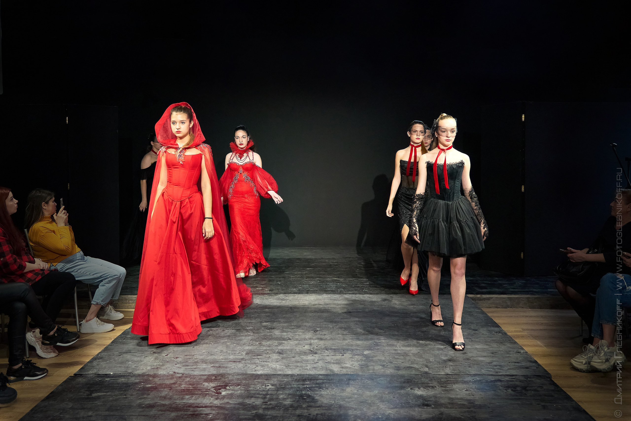 Fashion project / triumph fashion show. Showbiz | Fashion | Reportage