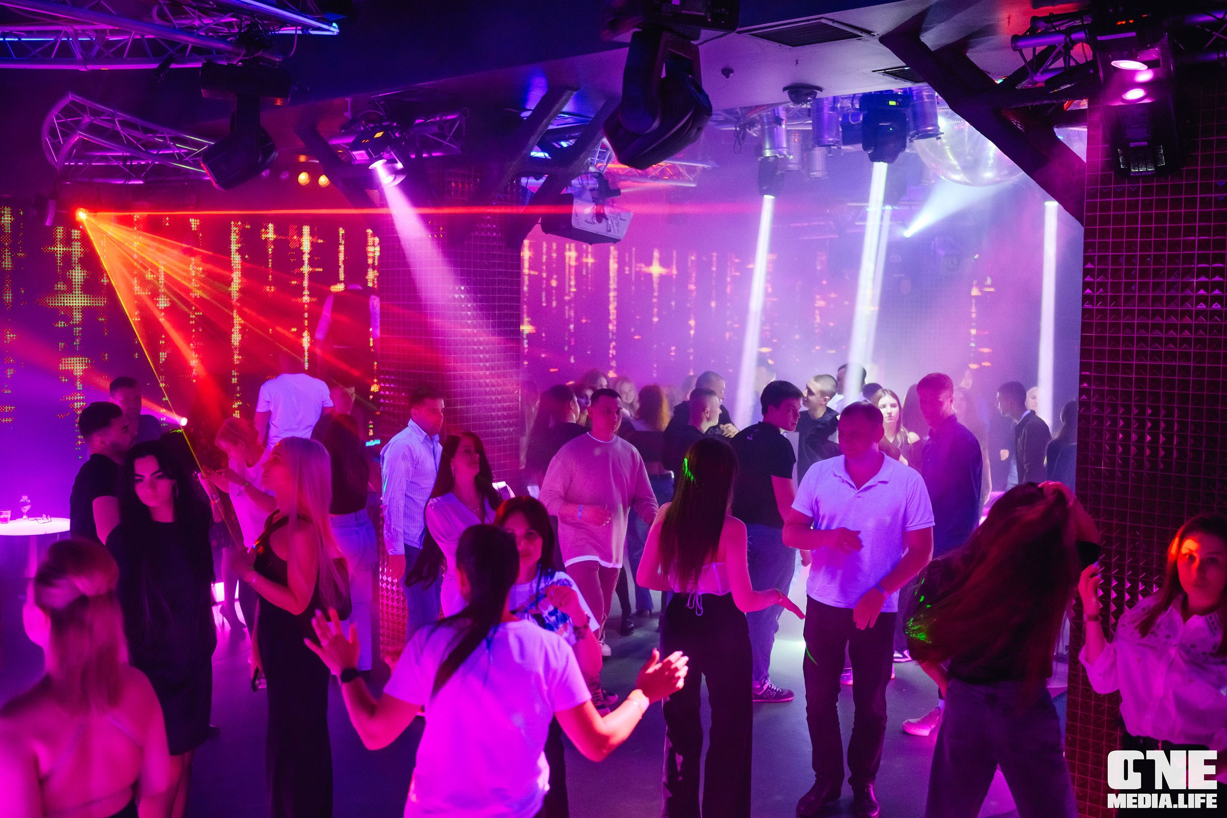 Фотоотчет из РК Планета. One Media Life: фоторепортажи, фотоотчеты с мероприятий и заведений