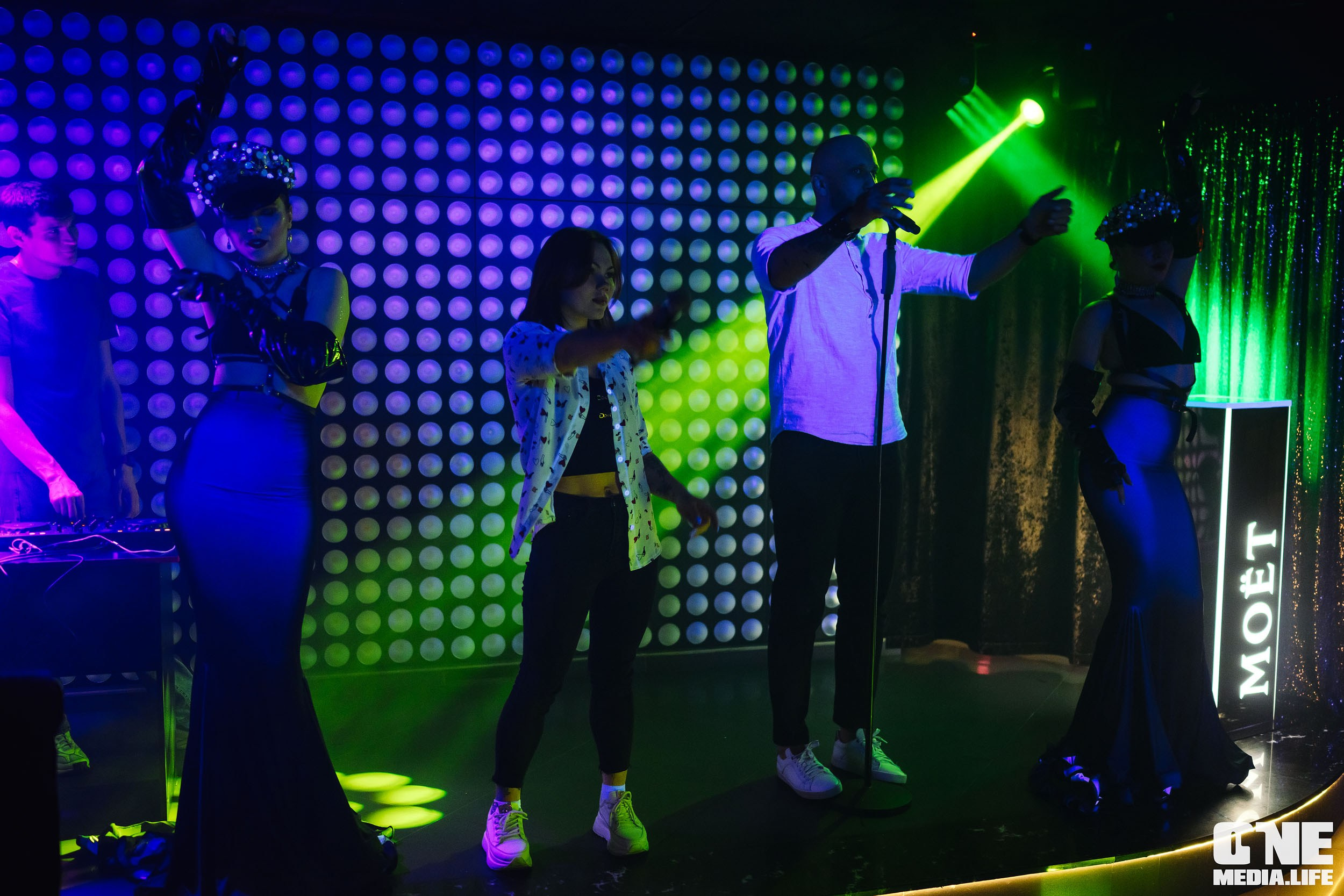 Фоторепортаж из караоке-клуба Эйфория. One Media Life: фоторепортажи, фотоотчеты с мероприятий и заведений