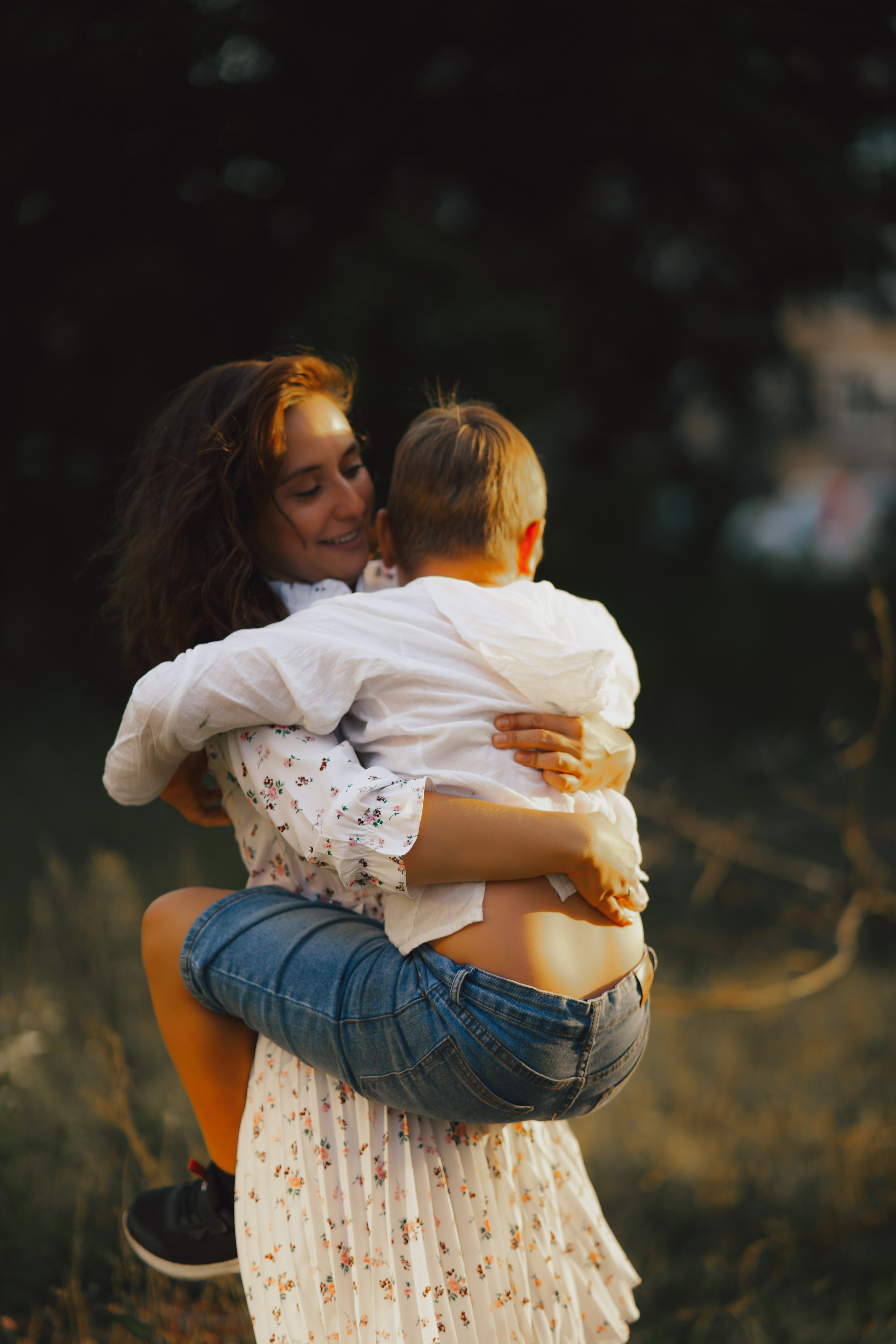 У дома. Фотограф Мария Зайчик