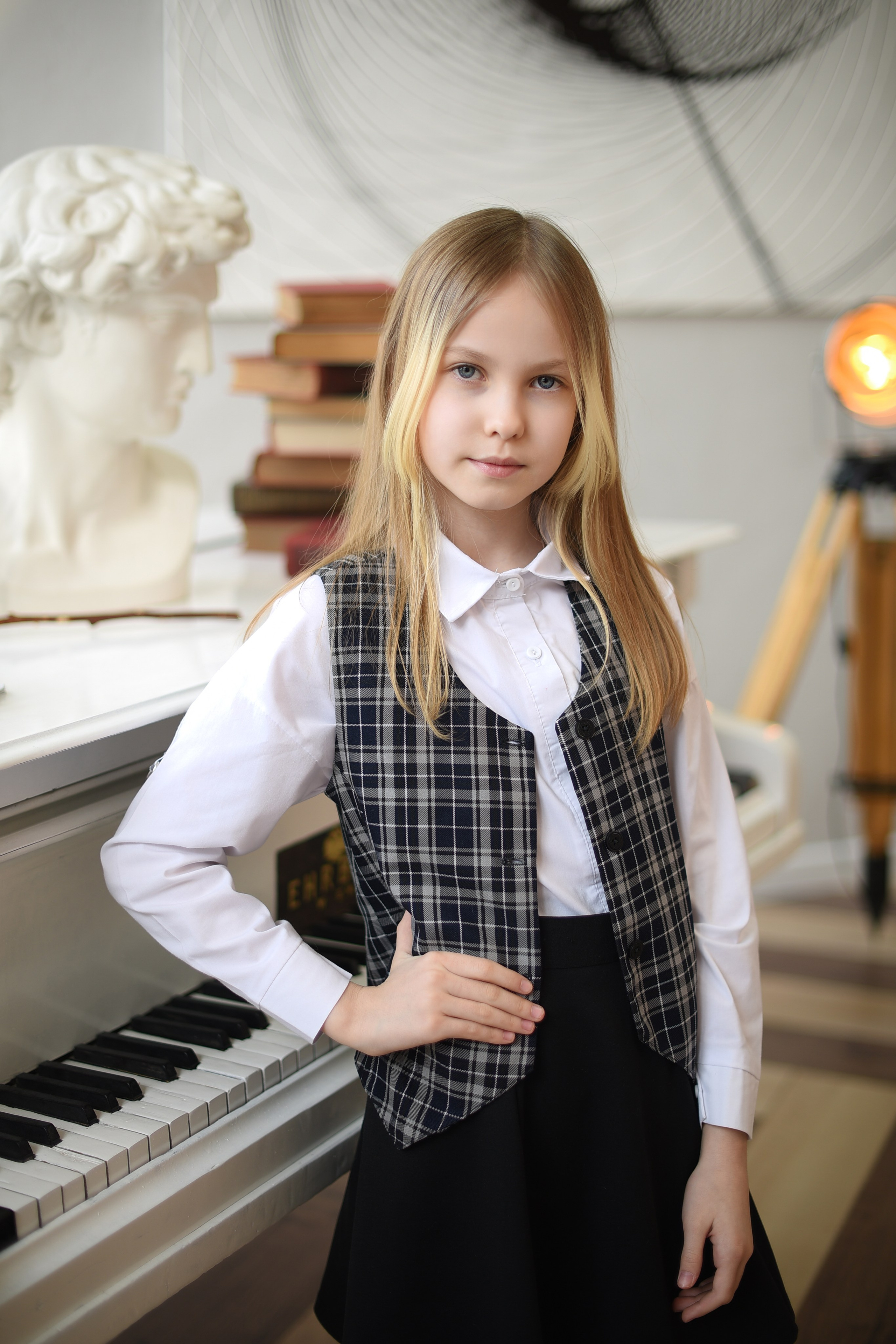 Началка. Выпускные альбомы в Кургане, Твой альбом, Книга