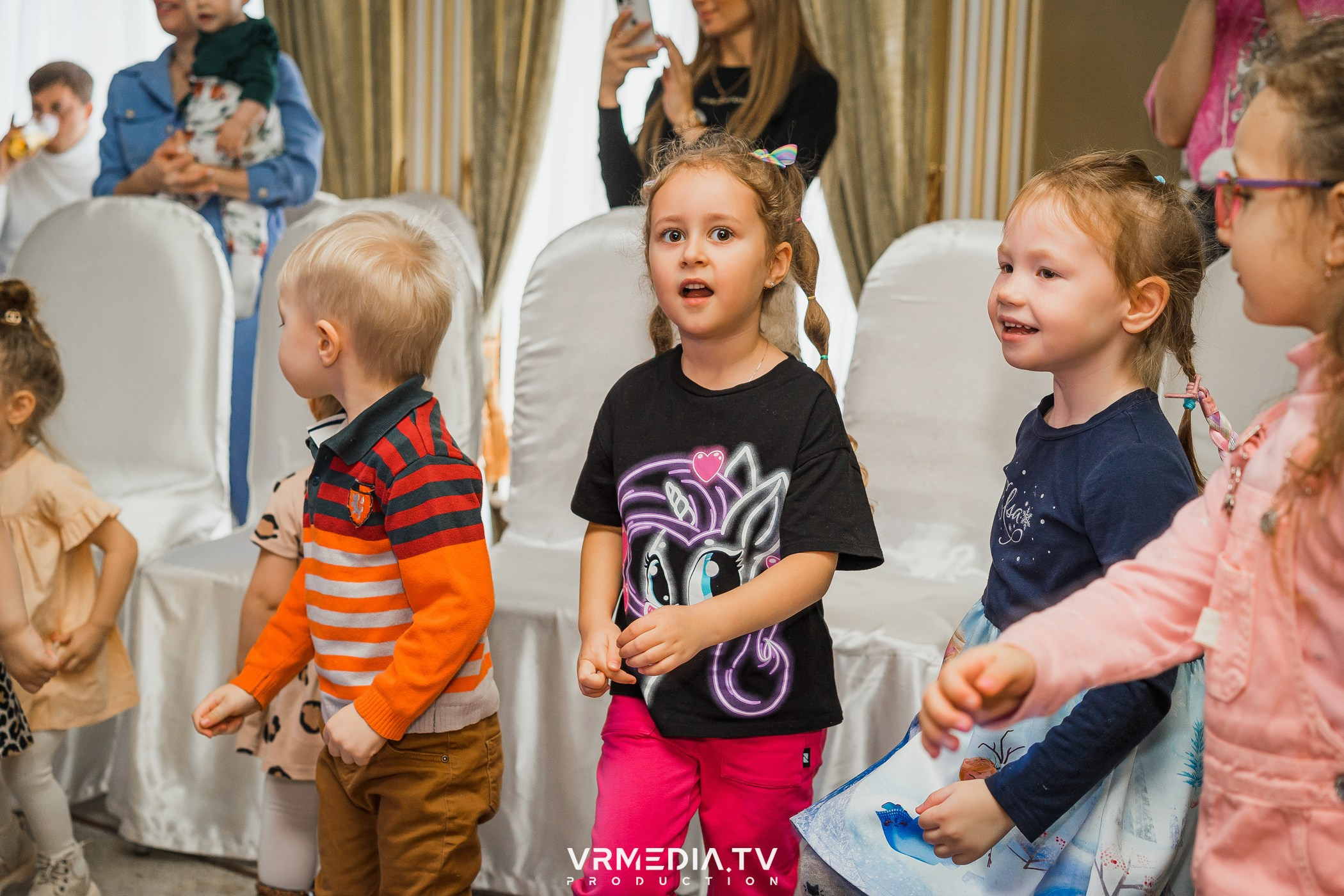 ХОЛОДНОЕ СЕРДЦЕ в ресторане «Империя»