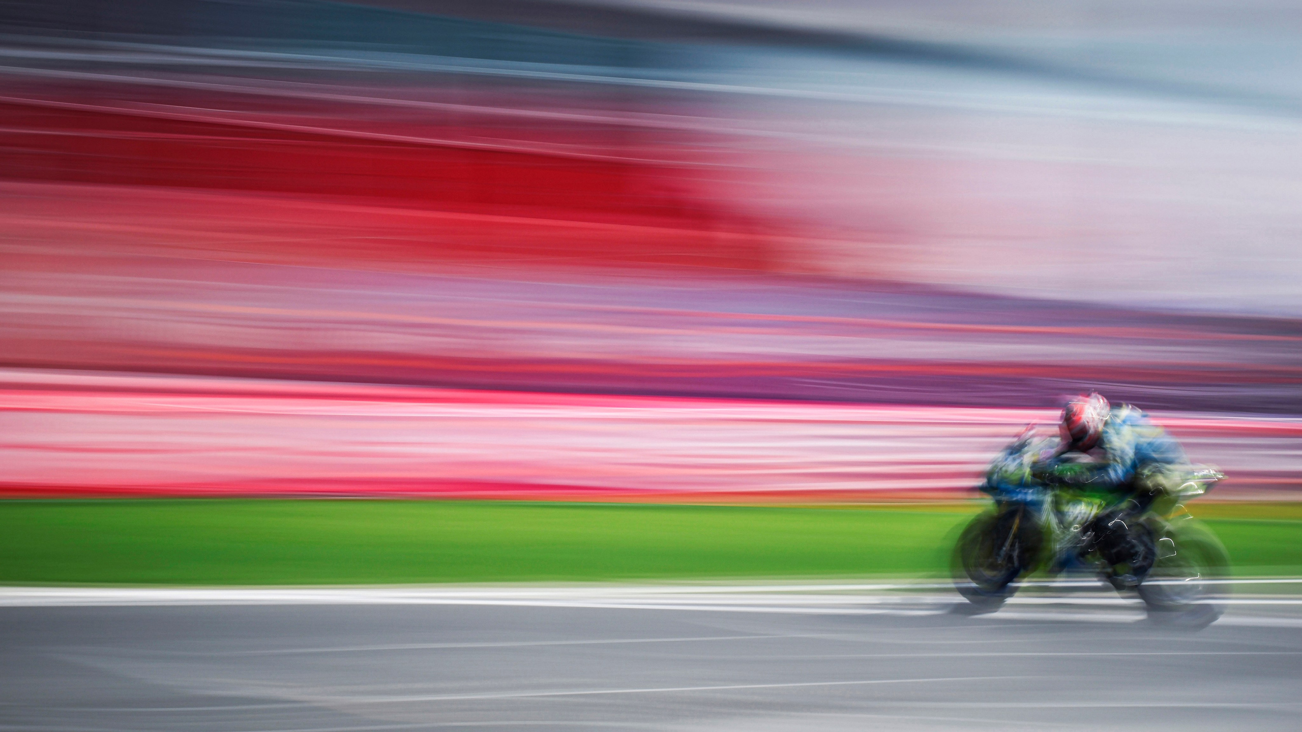 Шоссейно-кольцевые мотогонки 2024. Голосов Дмитрий — автоспортивный фотограф