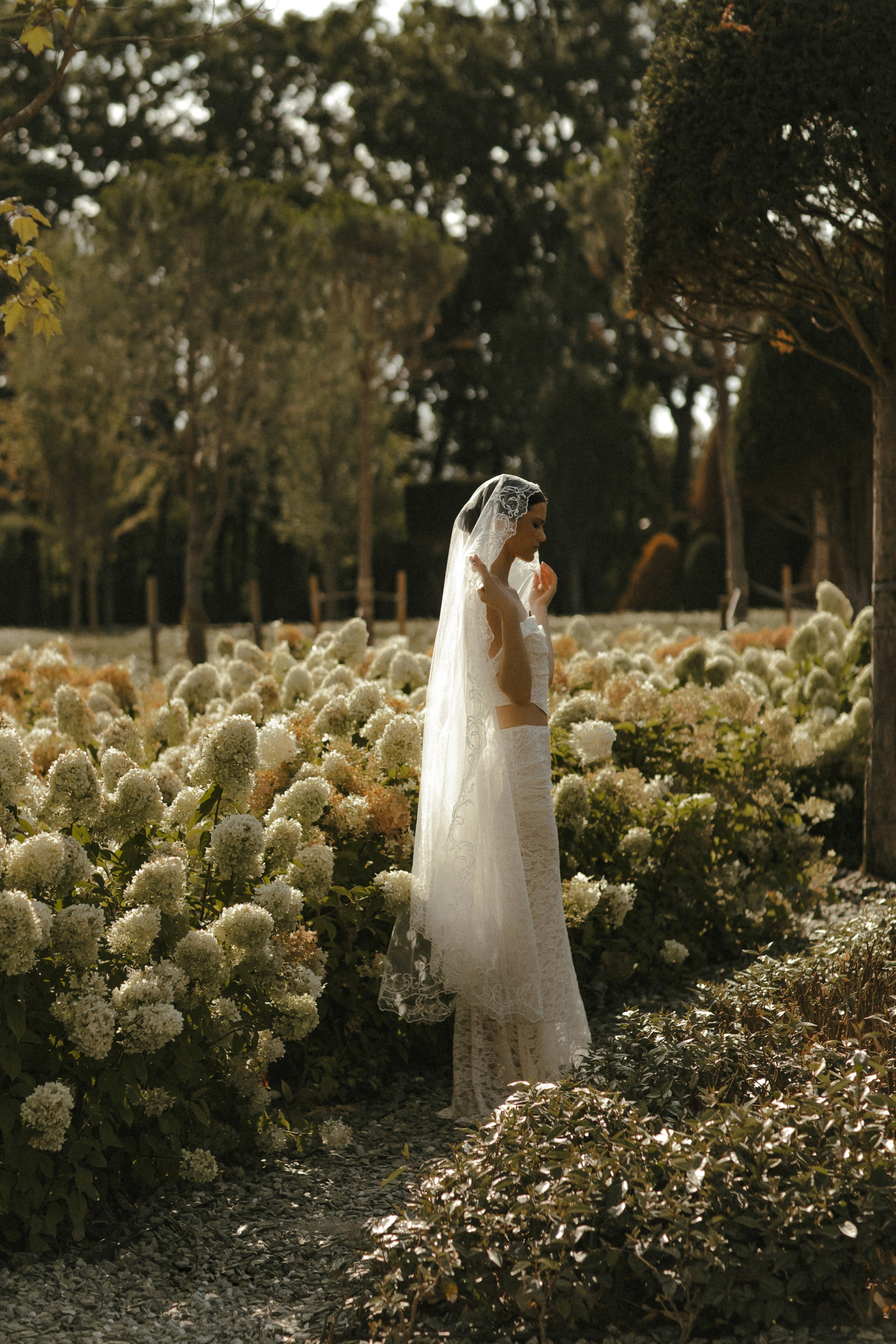 Нежное утро невесты в парке. Свадебный фотограф в Краснодаре и по всему ЮФО и Миру Ольга Гусева