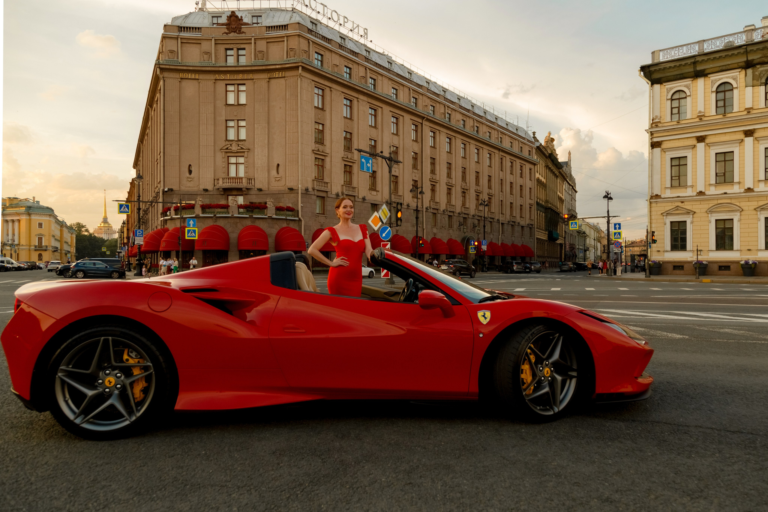 Фотосессия с феррари. Светский фотограф Санкт-Петербург и ЛО