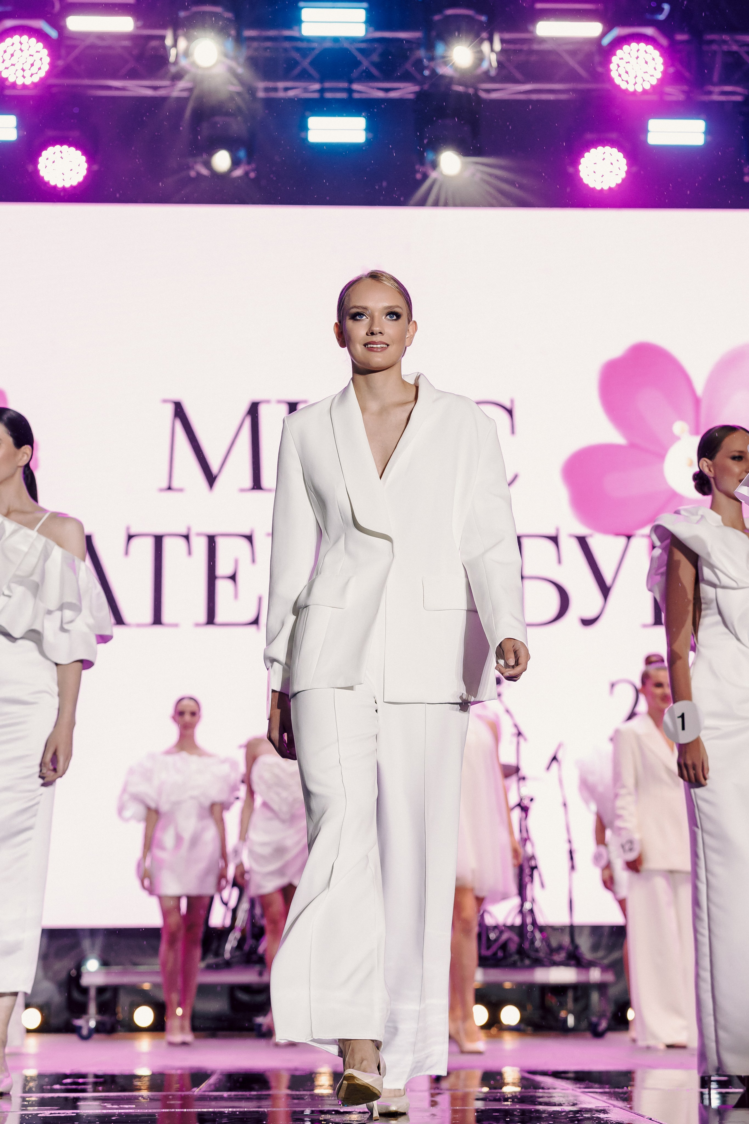 Мисс Екатеринбург 2024. Лёшка Варзегов — фотограф