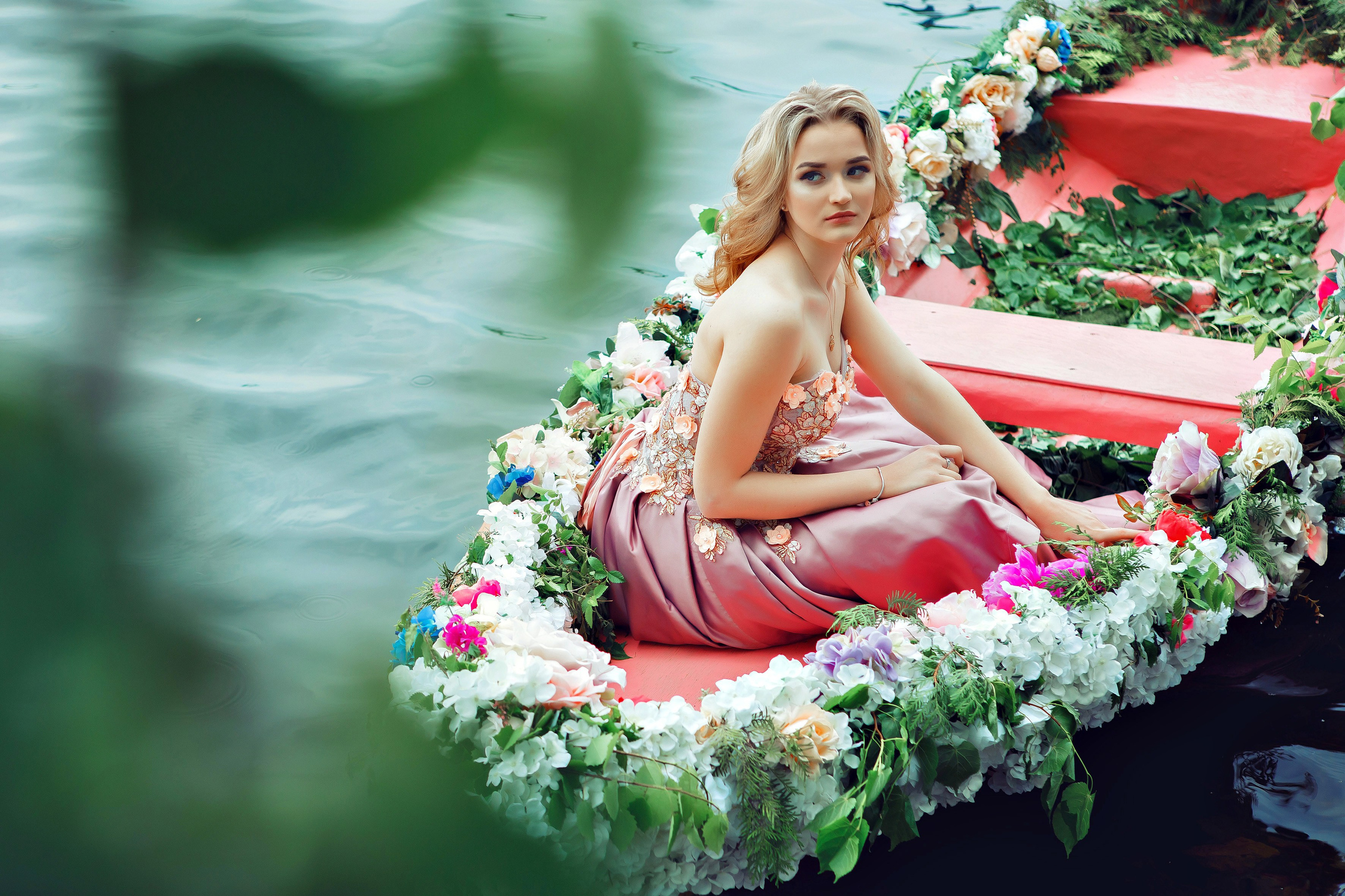 Цветочная Лодка. Свадебный и портретный Фотограф в Липецке Дмитрий Котюков