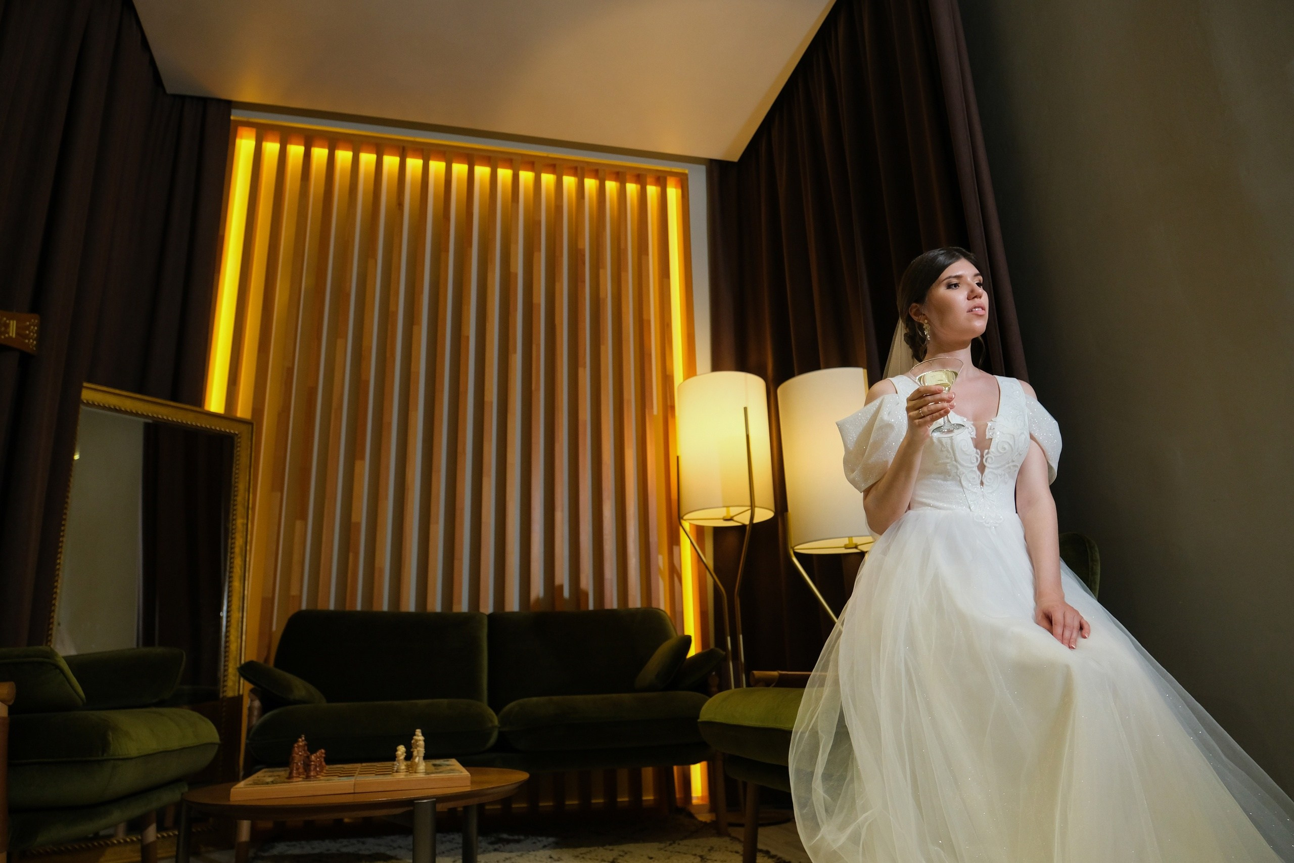 Невеста в шикарных локациях