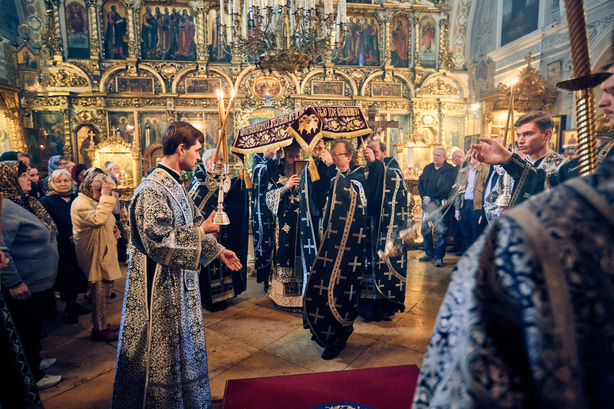 Утреня. Погребение Спасителя. DMITRY MOISEENKO — фотограф, художник, топ-стилист