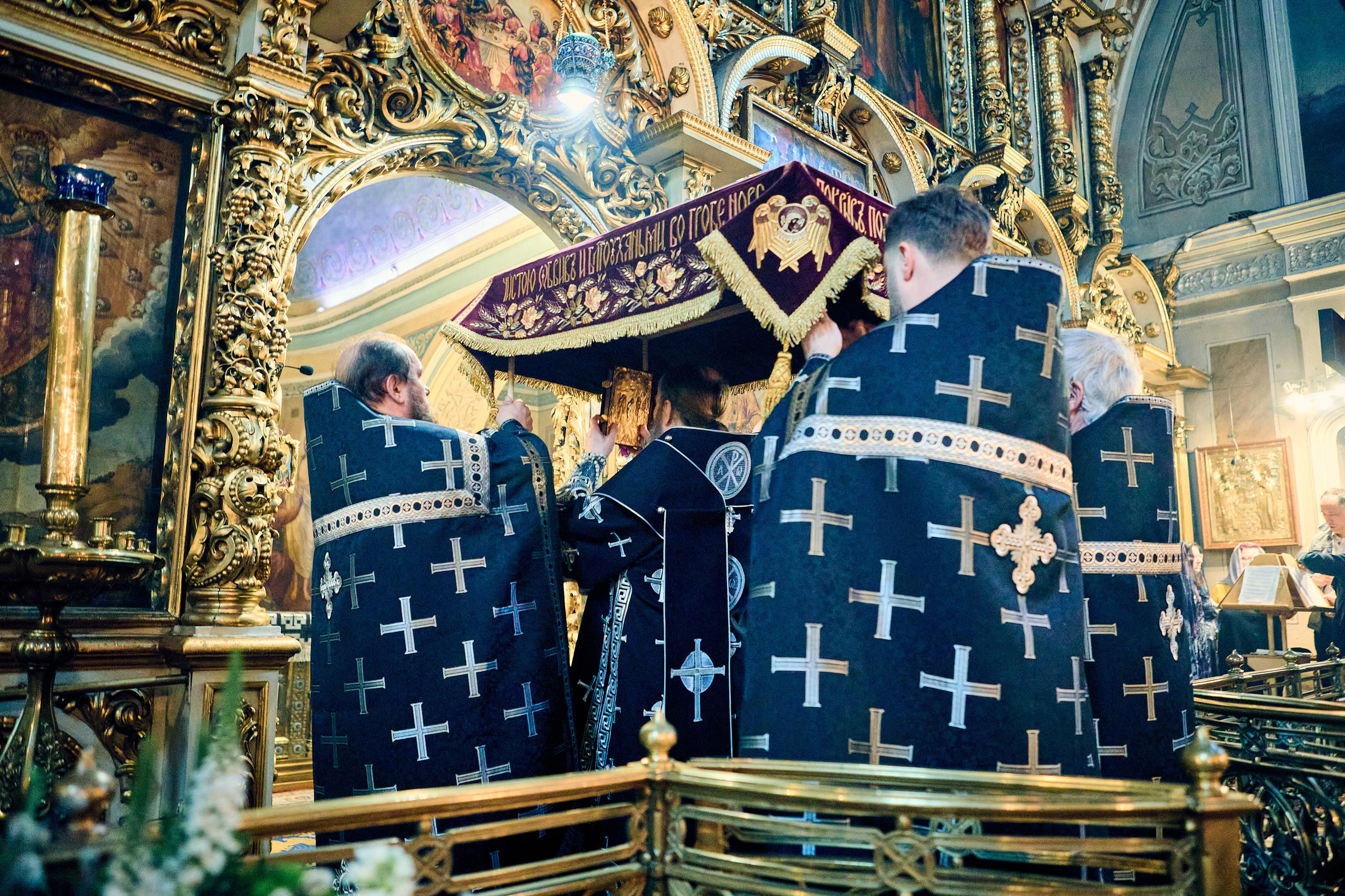 Утреня. Погребение Спасителя. DMITRY MOISEENKO — фотограф, художник, топ-стилист