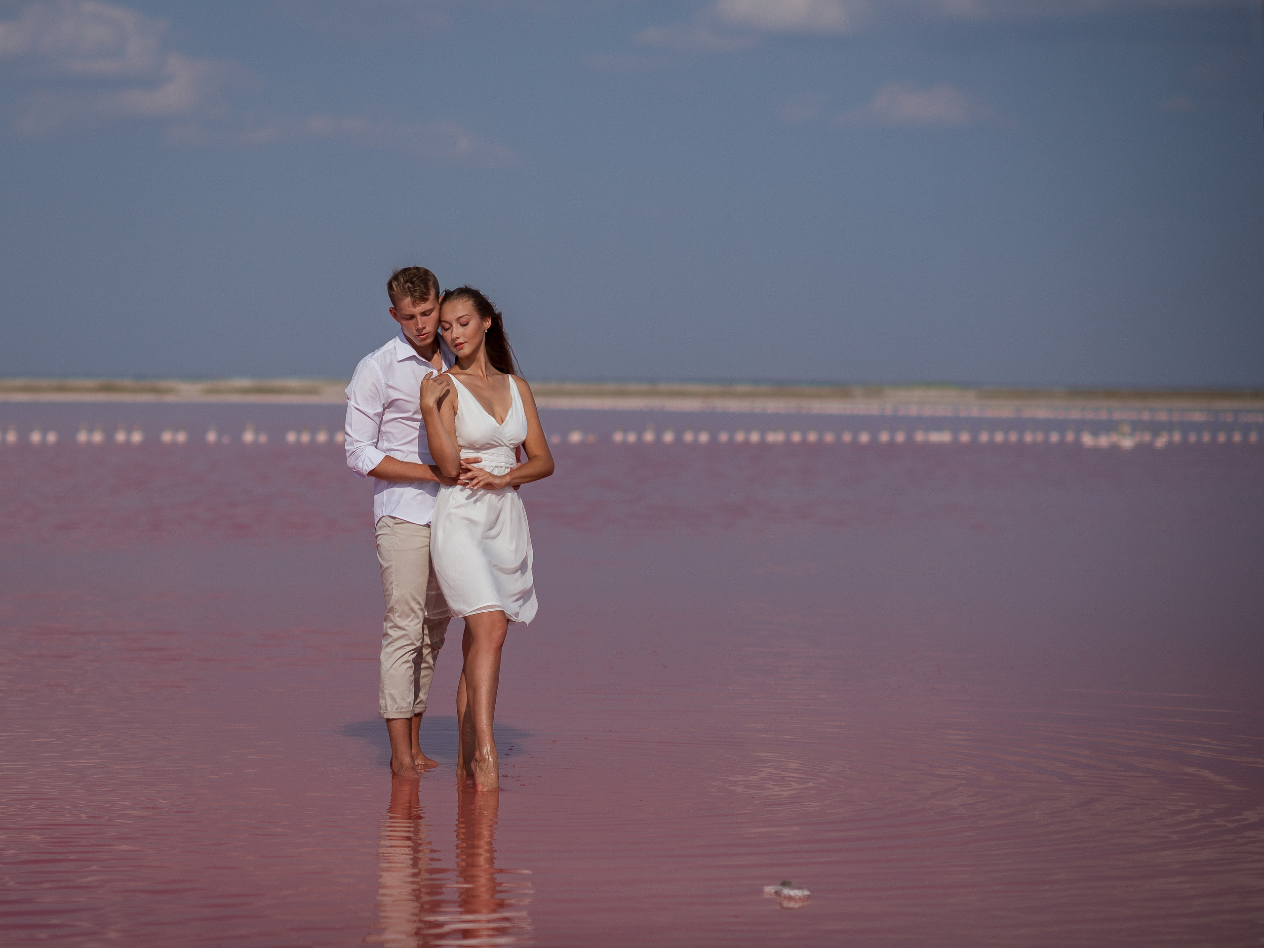 Свадебная фотосессия "все включено" с трансфером по Крыму в любое время. 