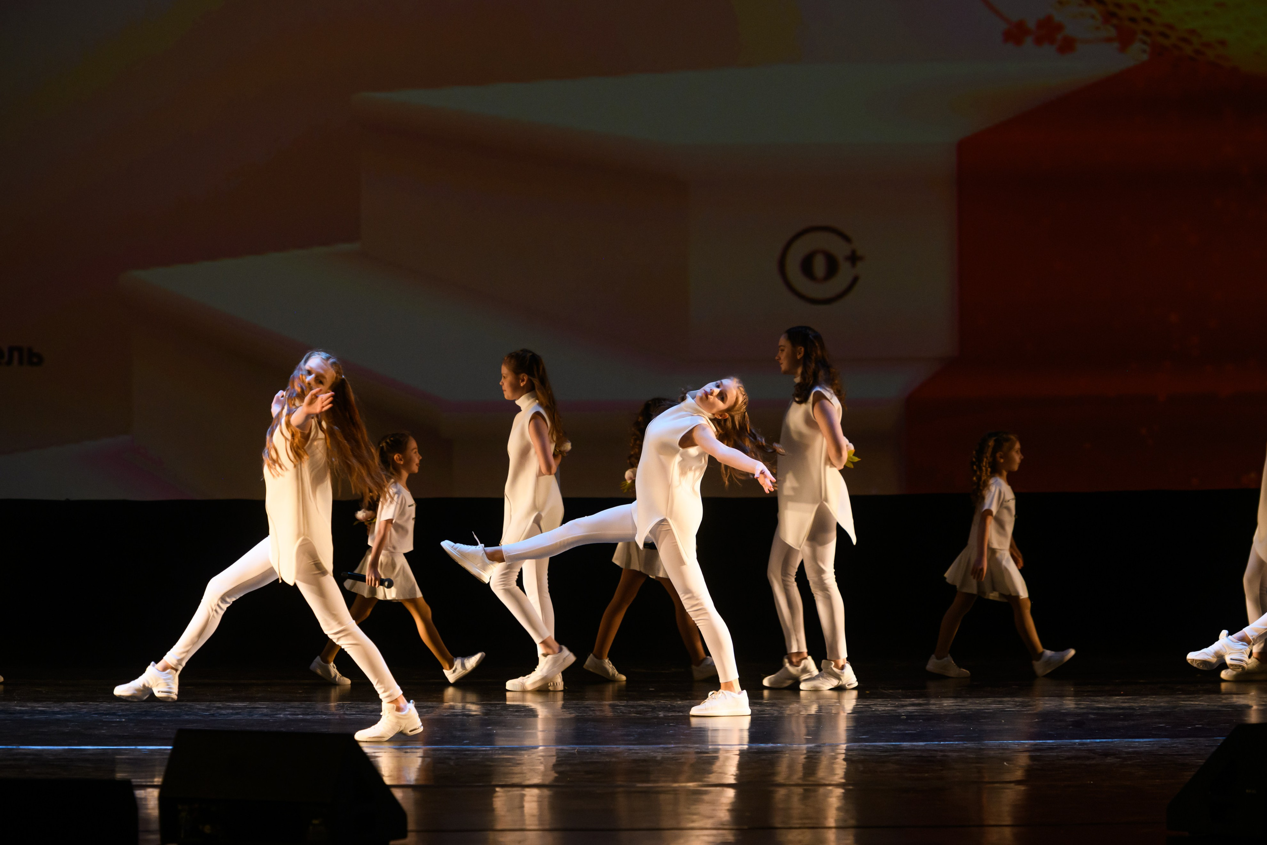 23 апреля, часть 1, БКЗ Октябрьский, г. Санкт-Петербург. Золотое яблочко