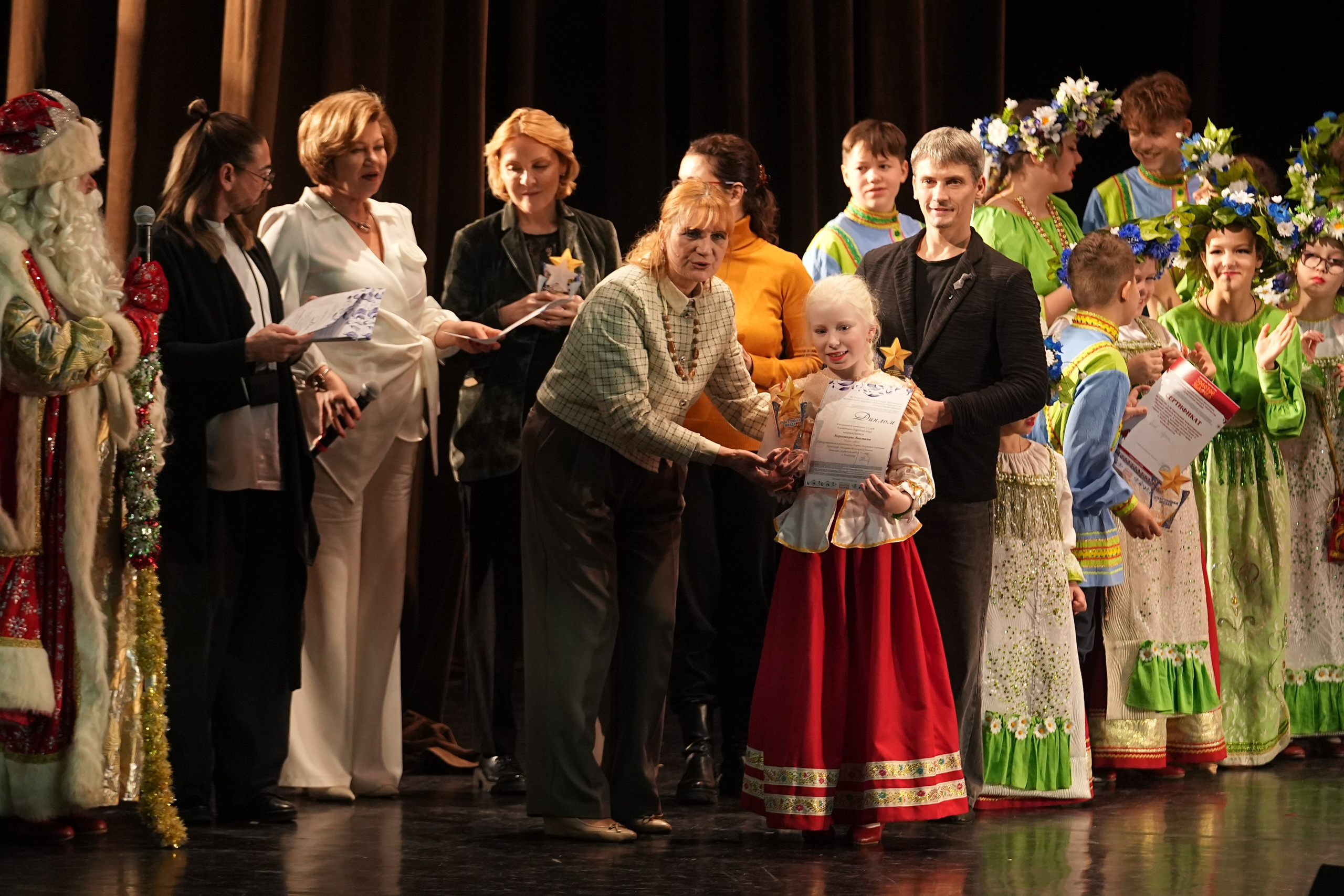 7 декабря, блок 3, г. Москва. Золотое яблочко