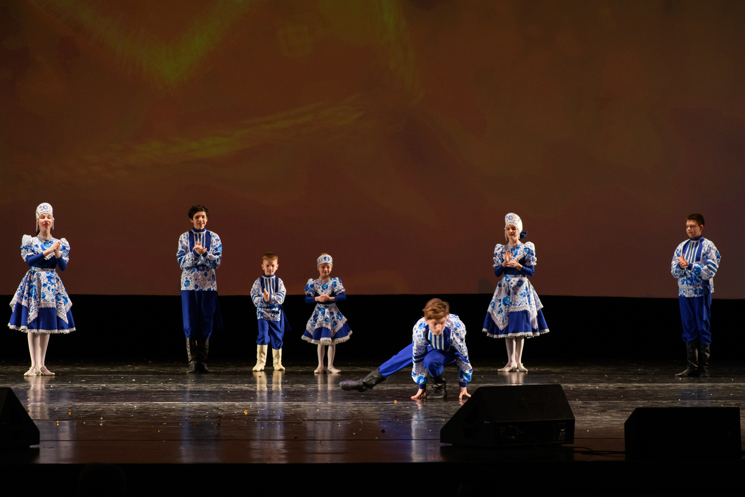 23 апреля, часть 2, БКЗ Октябрьский, г. Санкт-Петербург. Золотое яблочко