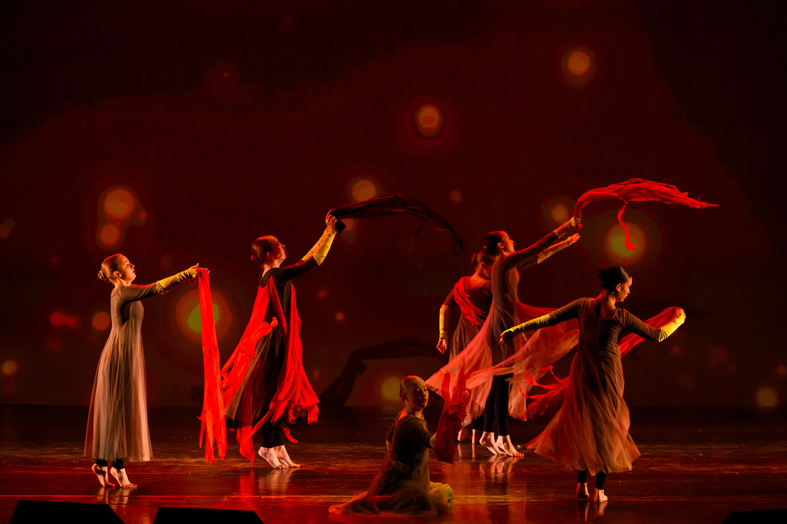 23 апреля, часть 1, БКЗ Октябрьский, г. Санкт-Петербург. Золотое яблочко