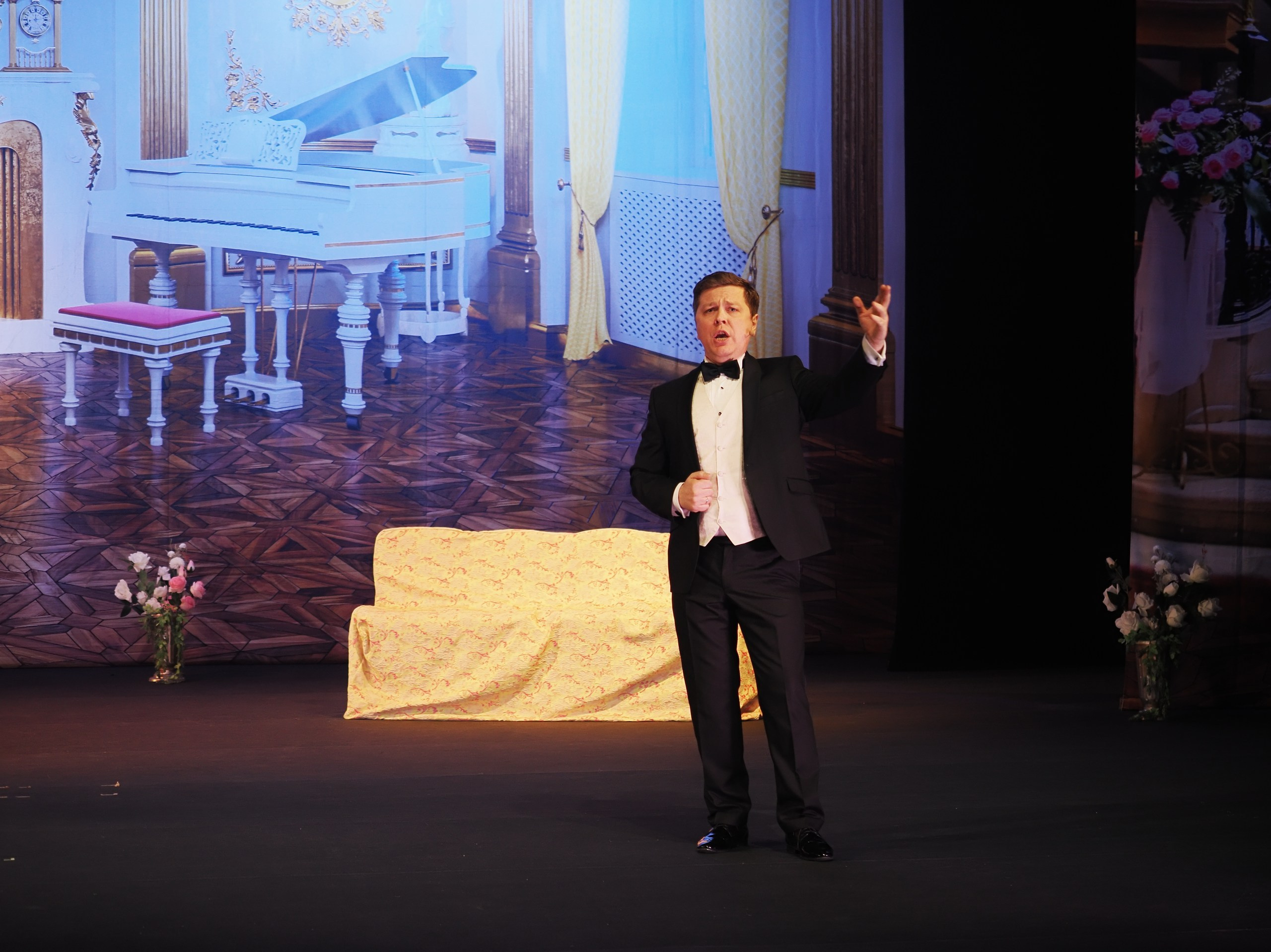 «БУФФ-ПАРАДИЗ» Летучая мышь (в Нск). Портретный и спортивный фотограф в Новосибирске и Твери Кононов Алексей