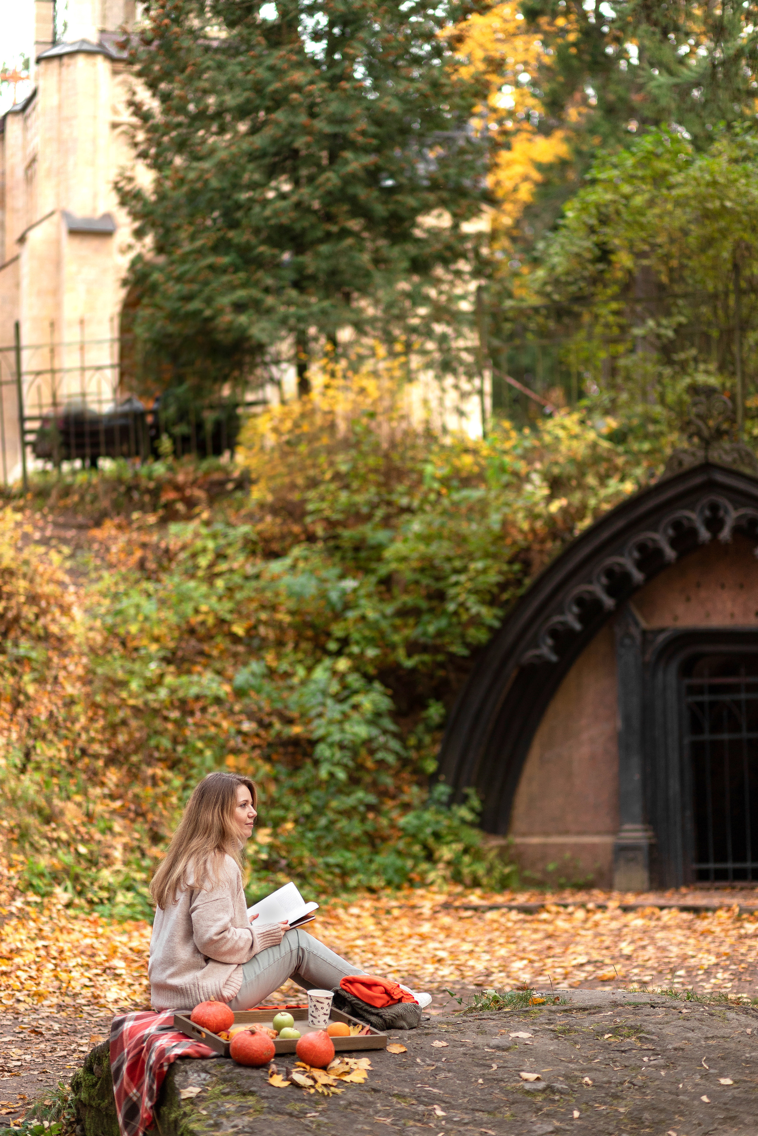 #Шуваловскийпарк #Осень #Храм. КрисТина Олейник — твой фотограф Санкт-Петербург/Москва/Омск