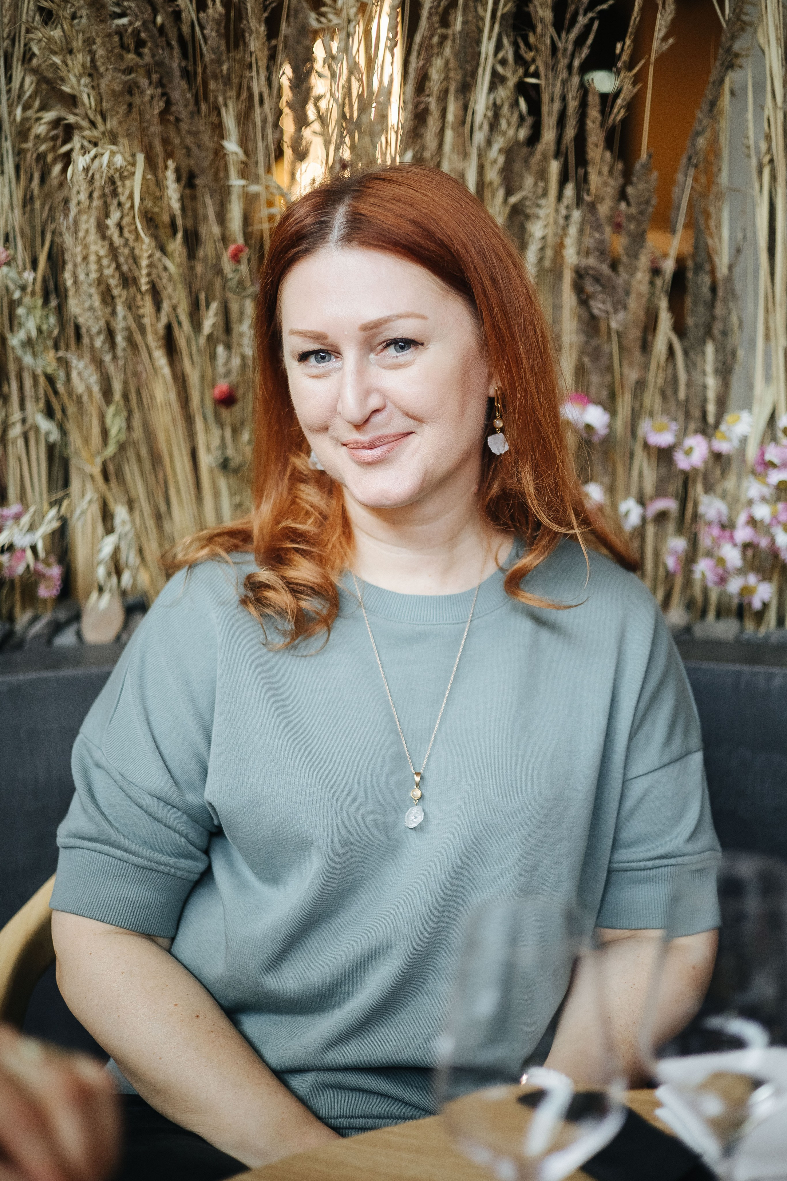 Презентация открытия магазина женской одежды GLVR в ресторане Fresco. Фотограф в Красноярске Надежда Воскресенская