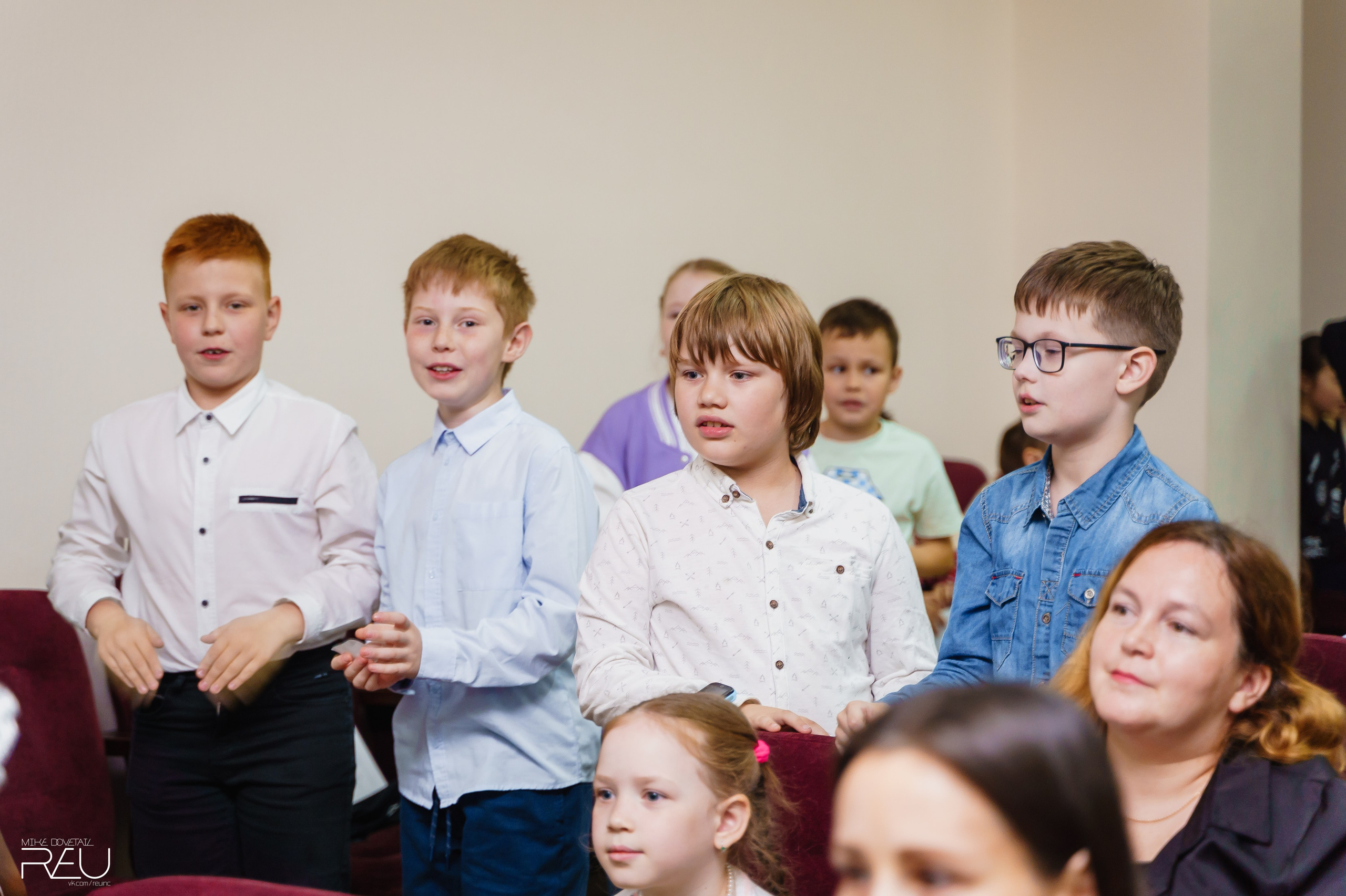 ВЫПУСКНОЙ ШКОЛЫ «Язык Для Успеха» 2023. Mike Dovetail | Портретный и репортажный фотограф