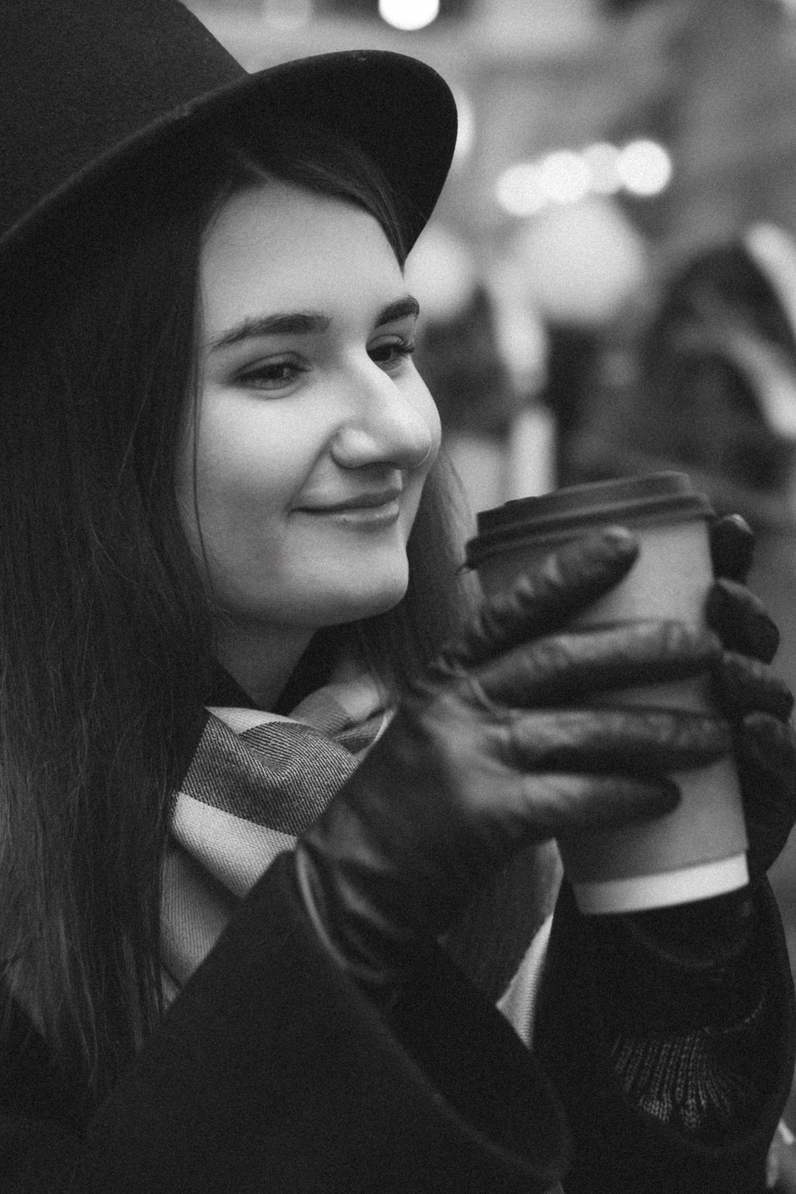 ДАША. Я фотограф из Москвы к Вашим услугам