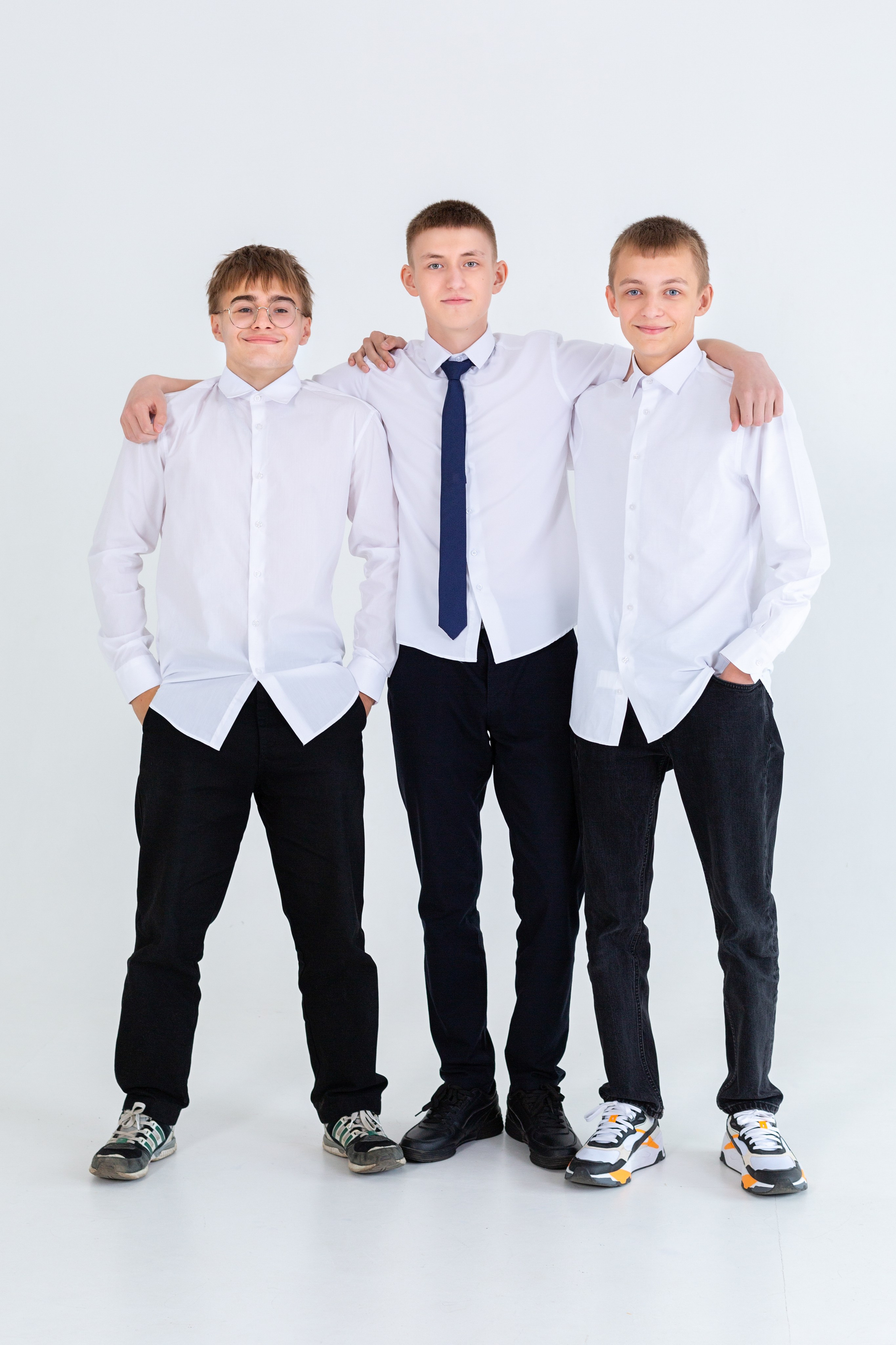 Фотоальбомы СТАРШЕКЛАССНИКИ. Студия «Фокус» детская фотография Ольги Поповой г. Бийск