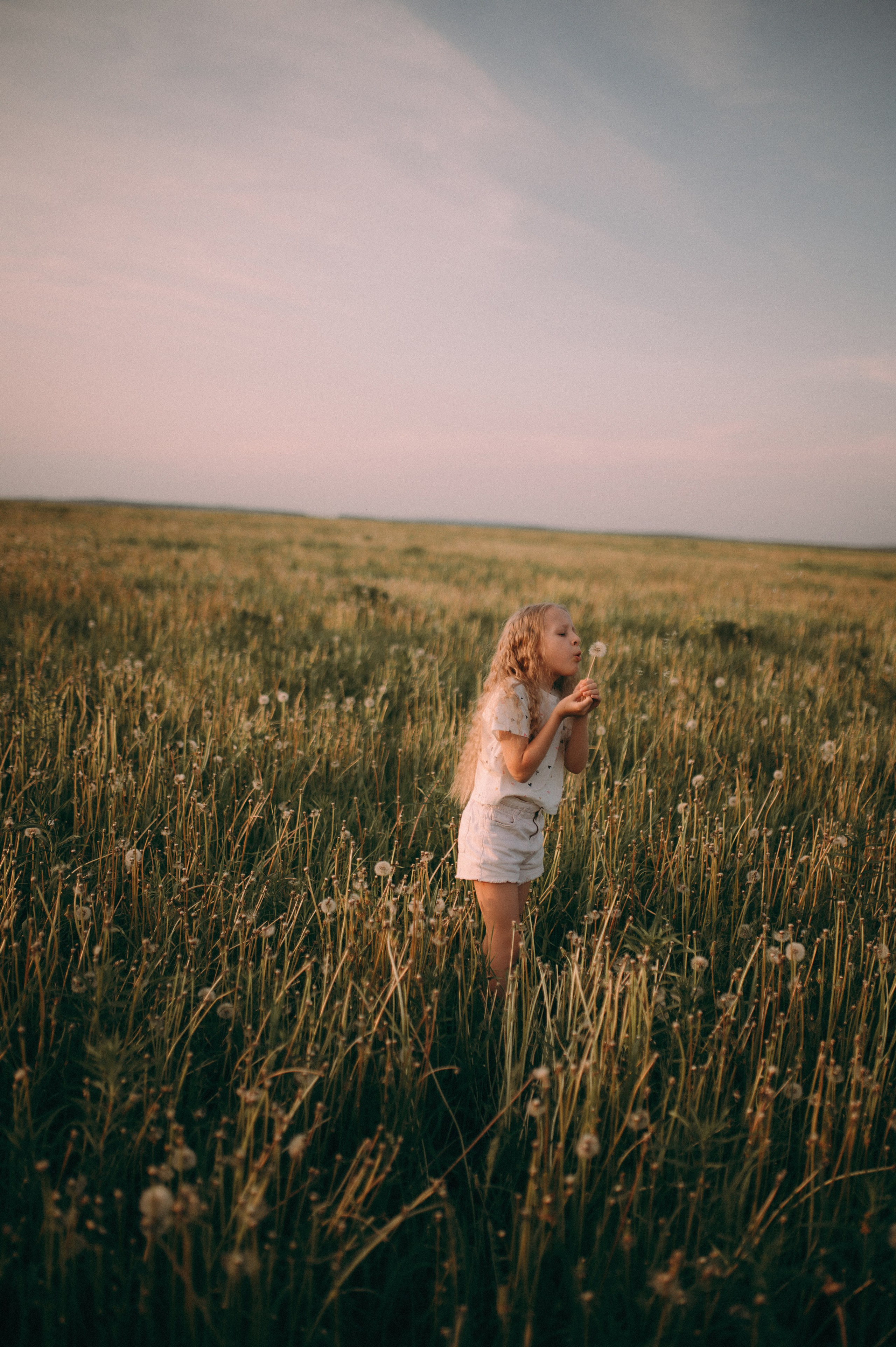Валя и Лена. Фотограф, г. Лесной Свердловской области